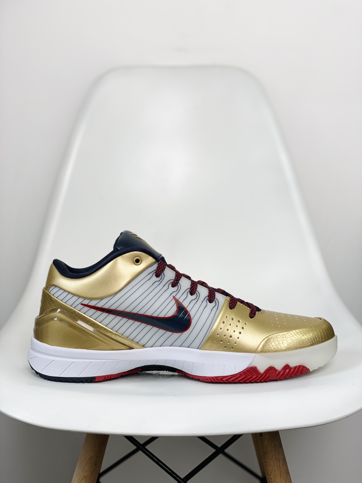  GX NIKE Zoom Kobe4 Protro Philly 科比 4  低筒  前掌泡棉+後掌氣墊 篮球鞋 实战鞋 球鞋 男鞋  波鞋 奥运会 白黑金 FQ3544-100 