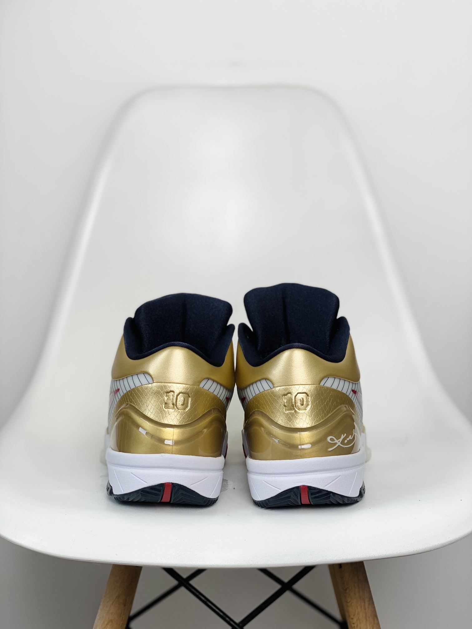  GX NIKE Zoom Kobe4 Protro Philly 科比 4  低筒  前掌泡棉+後掌氣墊 篮球鞋 实战鞋 球鞋 男鞋  波鞋 奥运会 白黑金 FQ3544-100 