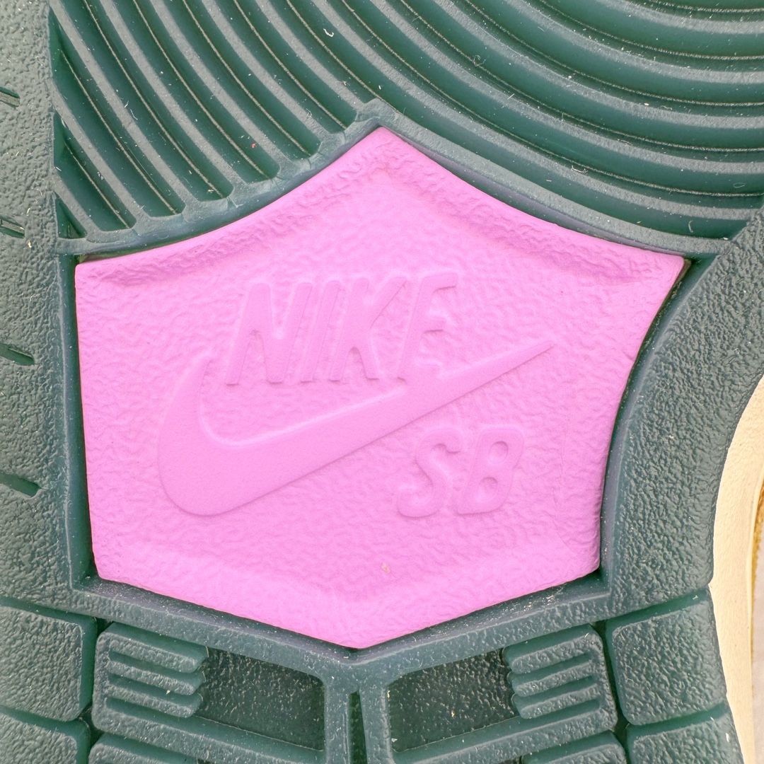  Alexis Sablone Dunk SB Low  低筒 舒适简约 防滑耐磨 复古板鞋 休闲鞋 男鞋 女鞋 波鞋 变色龙蜥蜴 HJ3386-300