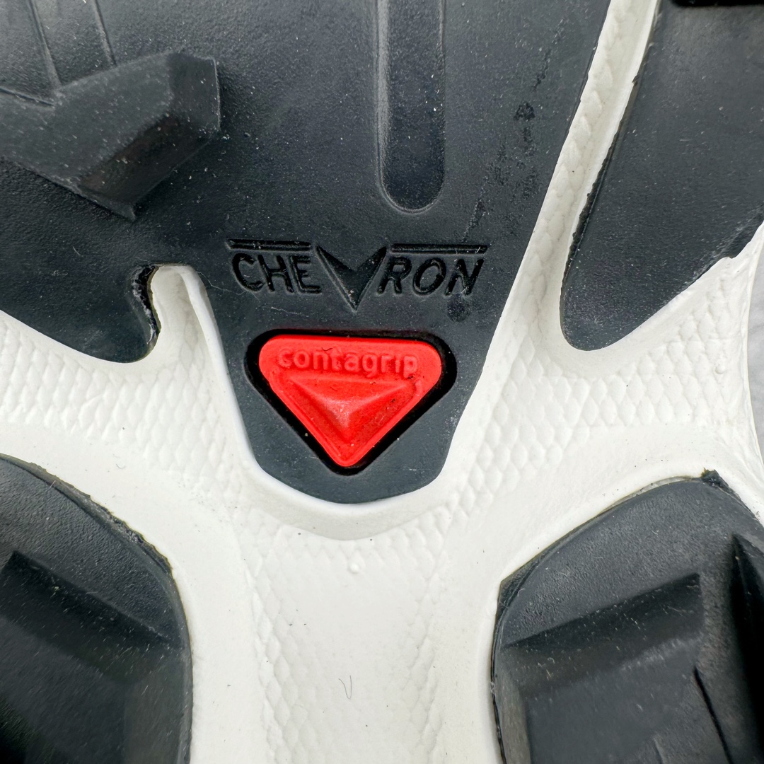  SALOMON XT-6 Expanse 萨洛蒙  低筒 减震防滑 户外 跑步鞋 运动鞋 登山 男鞋 女鞋  波鞋（版型偏小一码）白灰