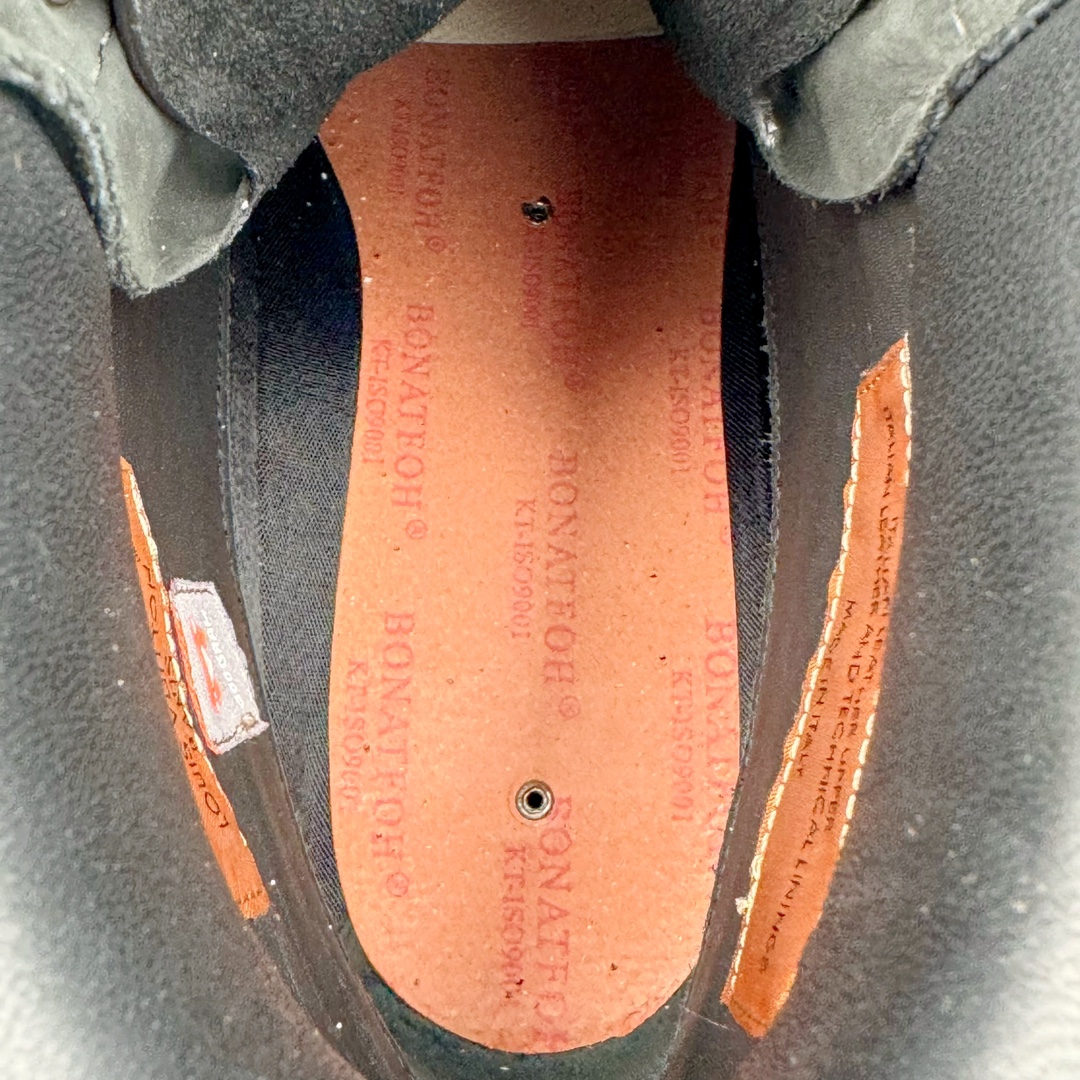  Louis Vuitton x Timberland 6英寸 满印老花 圆头 压纹防水绒面 大黄靴 马丁靴 男女同款 黑色1AD7YP