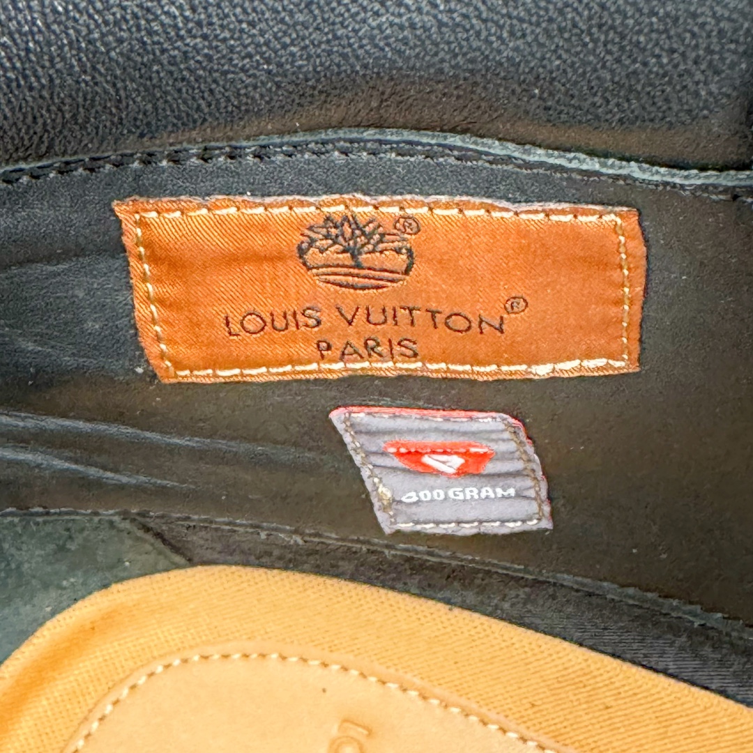  Louis Vuitton x Timberland 6英寸 满印老花 圆头 压纹防水绒面 大黄靴 马丁靴 男女同款 黑色1AD7YP