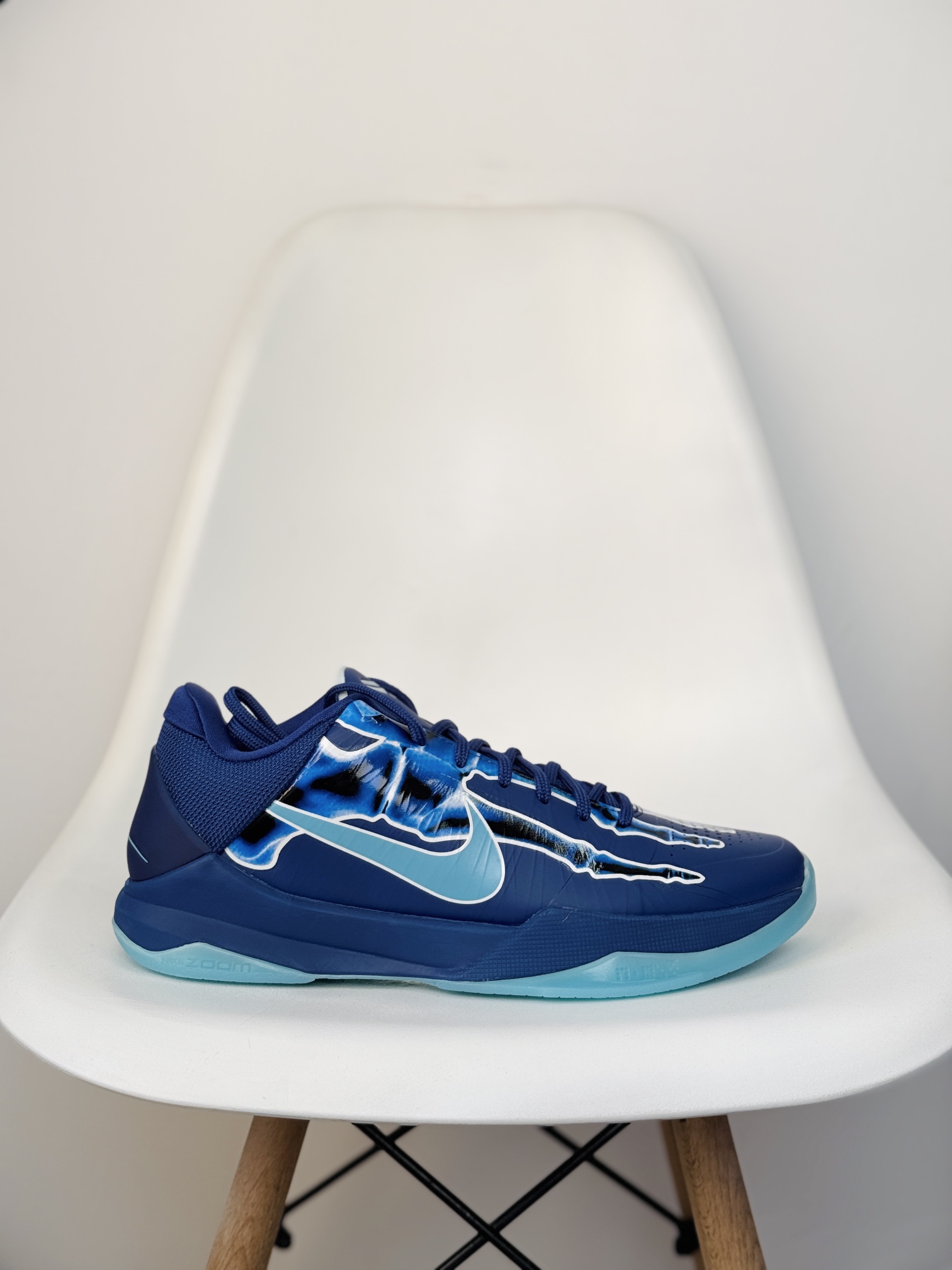  S2  Kobe5 Protro zoom  X-Ray  科比 5  前掌气垫 后掌EVA 籃球鞋 球鞋 實戰鞋  真碳板  波鞋  蓝色骨骼 HJ4303-400