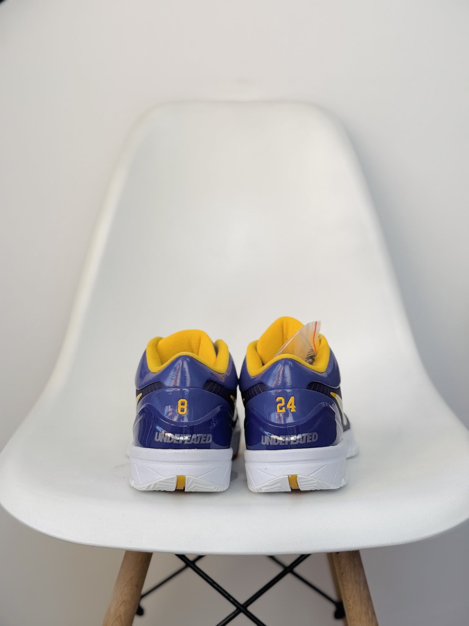  H12 UNDEFEATED Kobe4 Protro Zoom  低筒 前掌泡棉 后掌气垫  篮球 鞋 波鞋 街道休闲鞋 实战 男生 球鞋  紫金 CQ3869-500