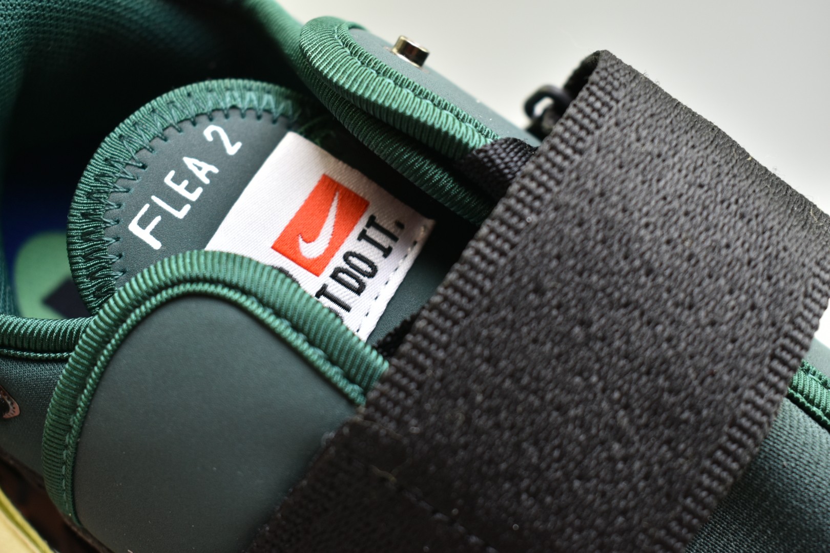 Cactus Plant Flea Market x Nike Air Flea 2  低筒  大勾轮胎鞋 休闲 波鞋 男女同款 DV7164-300