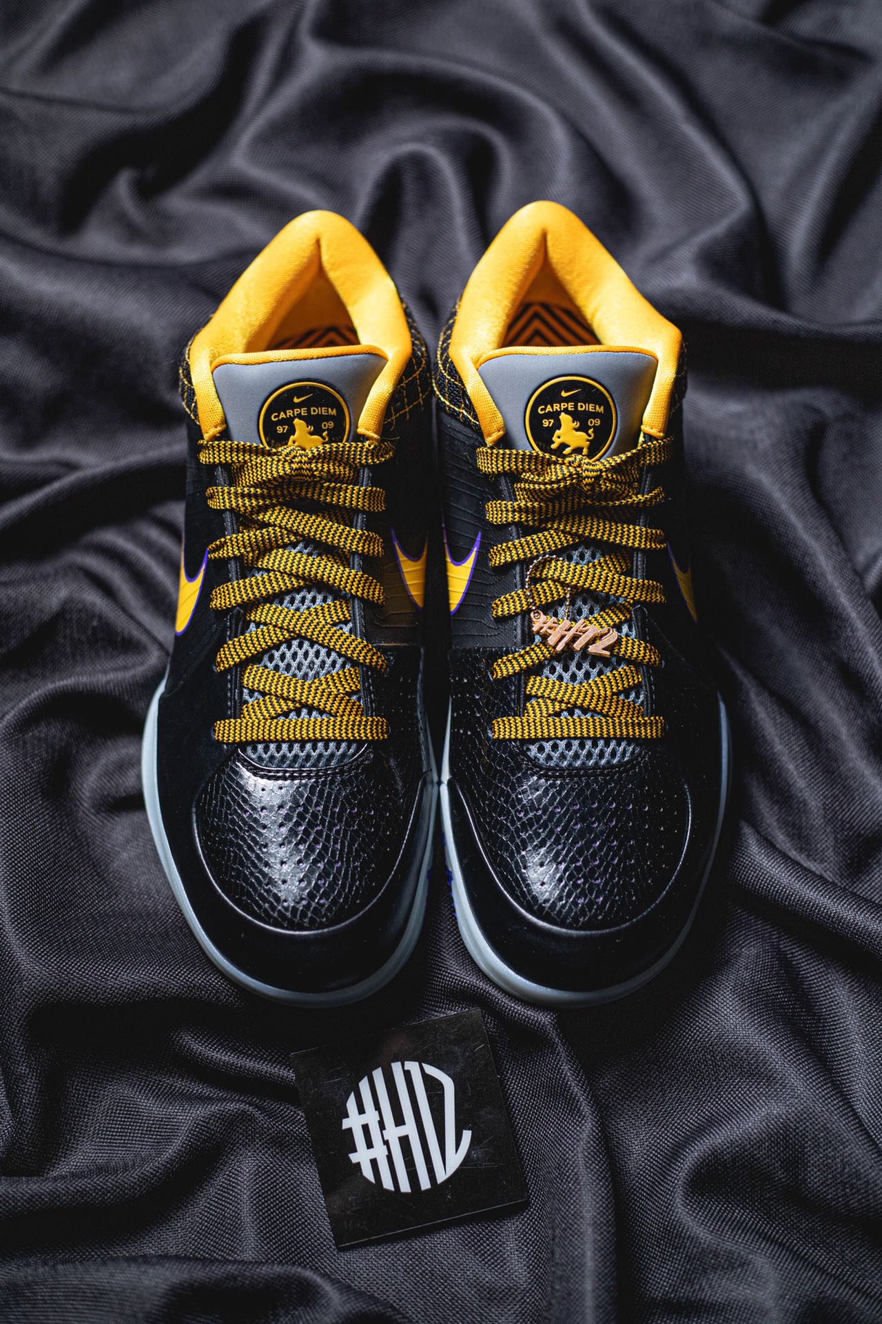  H12 Kobe4 Protro  Carpe Diem 低筒 前掌泡棉 后掌气垫  篮球 鞋 波鞋 街道休闲鞋 实战 男生 球鞋  及时行乐 AV6339-001 