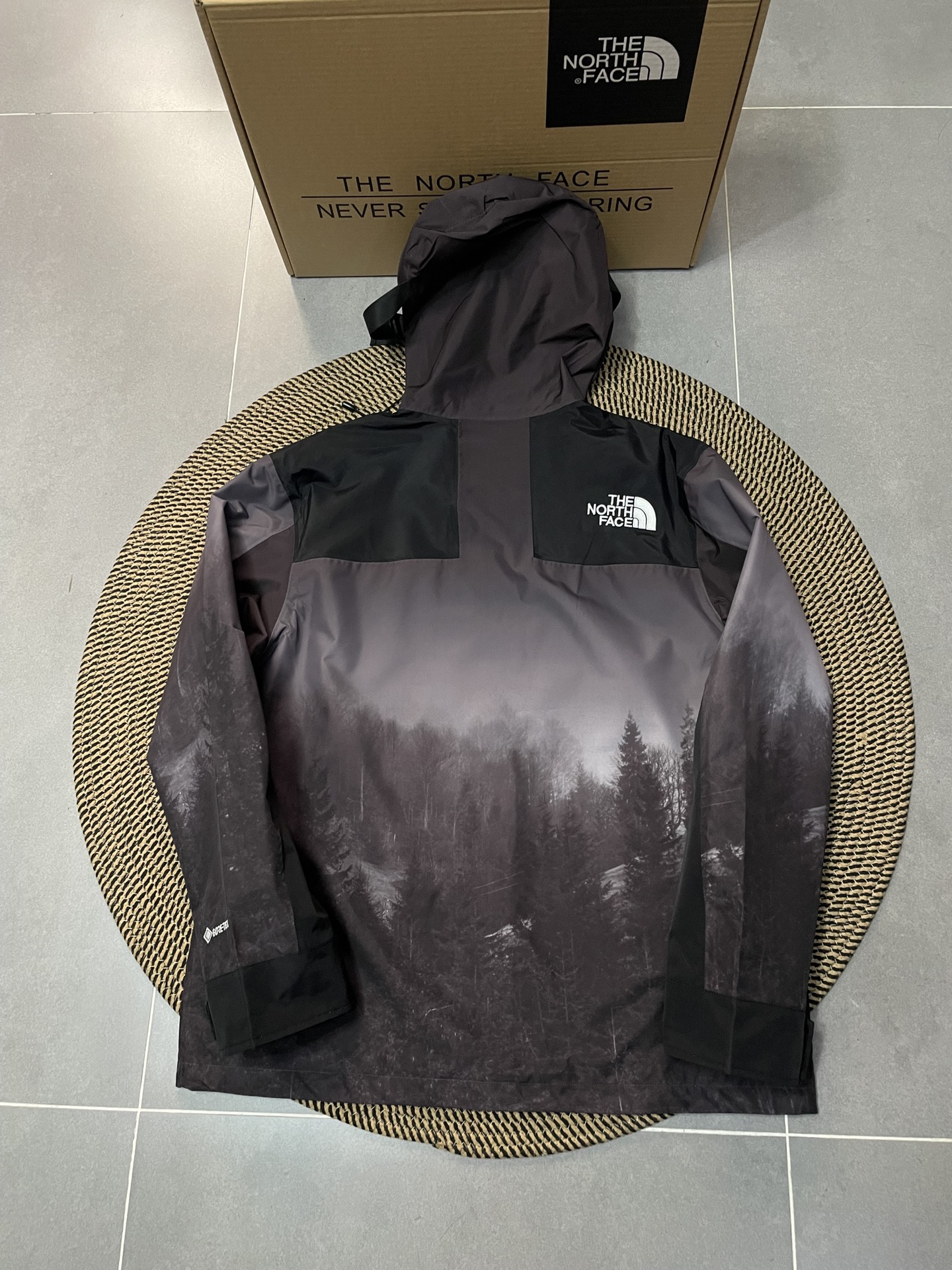  THE NORTH FACE  1990  Gore-tex GTX Mountain Vista Jacket  黑色 冲锋衣 夹克  北面 北脸  外套 长袖 保暖 男女同款  暗夜森林