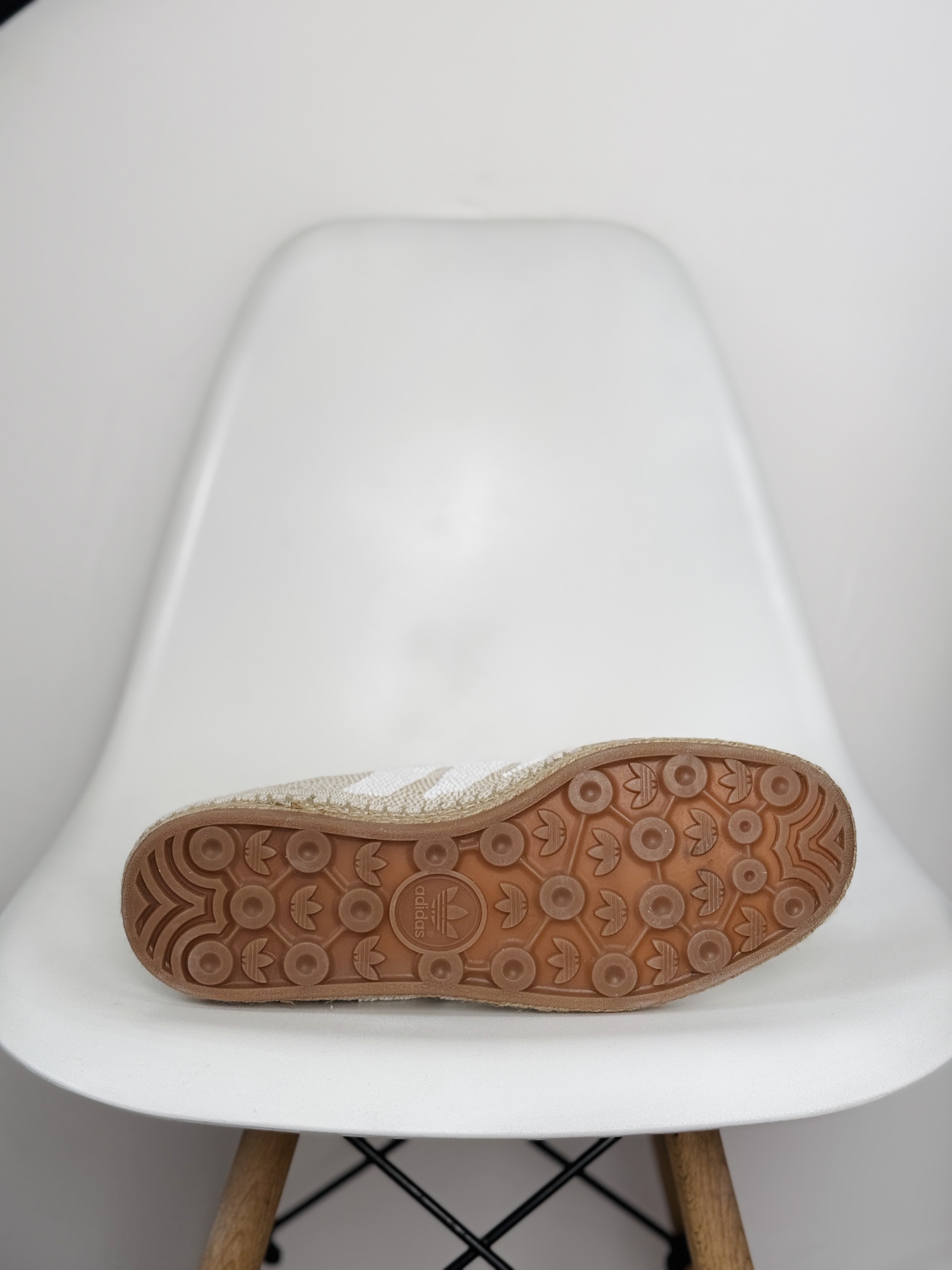 新版 CLOT Adidas Originals GAZELLE“HALO IVORY 陈冠希 低筒 德训鞋 复古板鞋 休闲鞋 男鞋 女鞋  米黄 IH3144