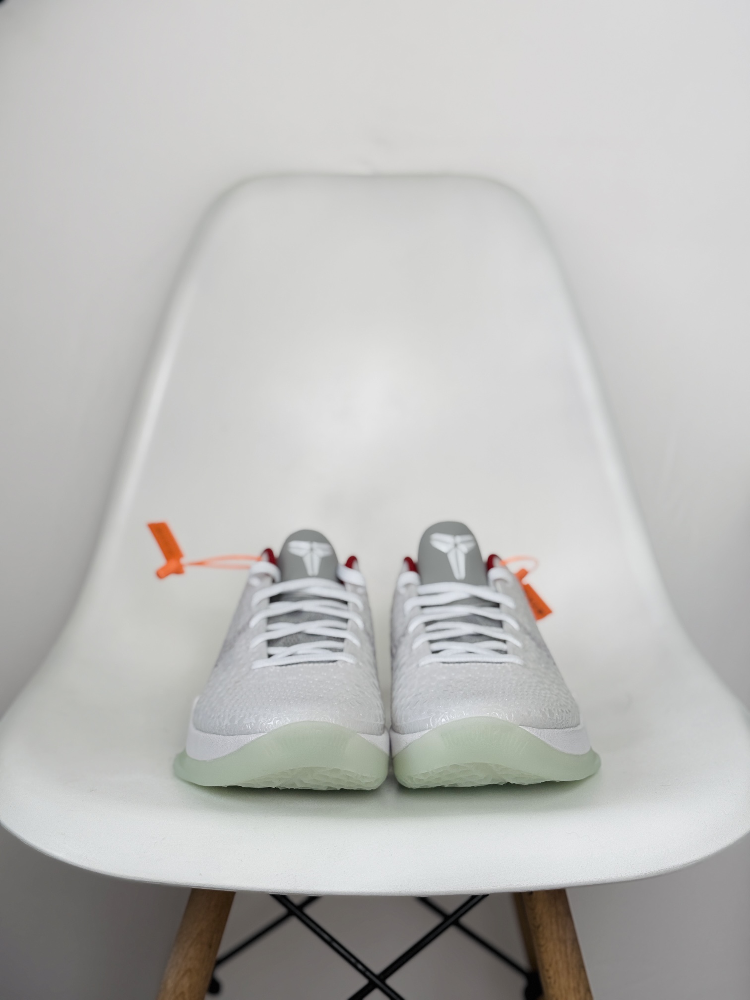  STAR -S级别 Kobe 6 篮球鞋 球鞋 波鞋 实战鞋 运动耐磨防滑 男鞋  白椰子