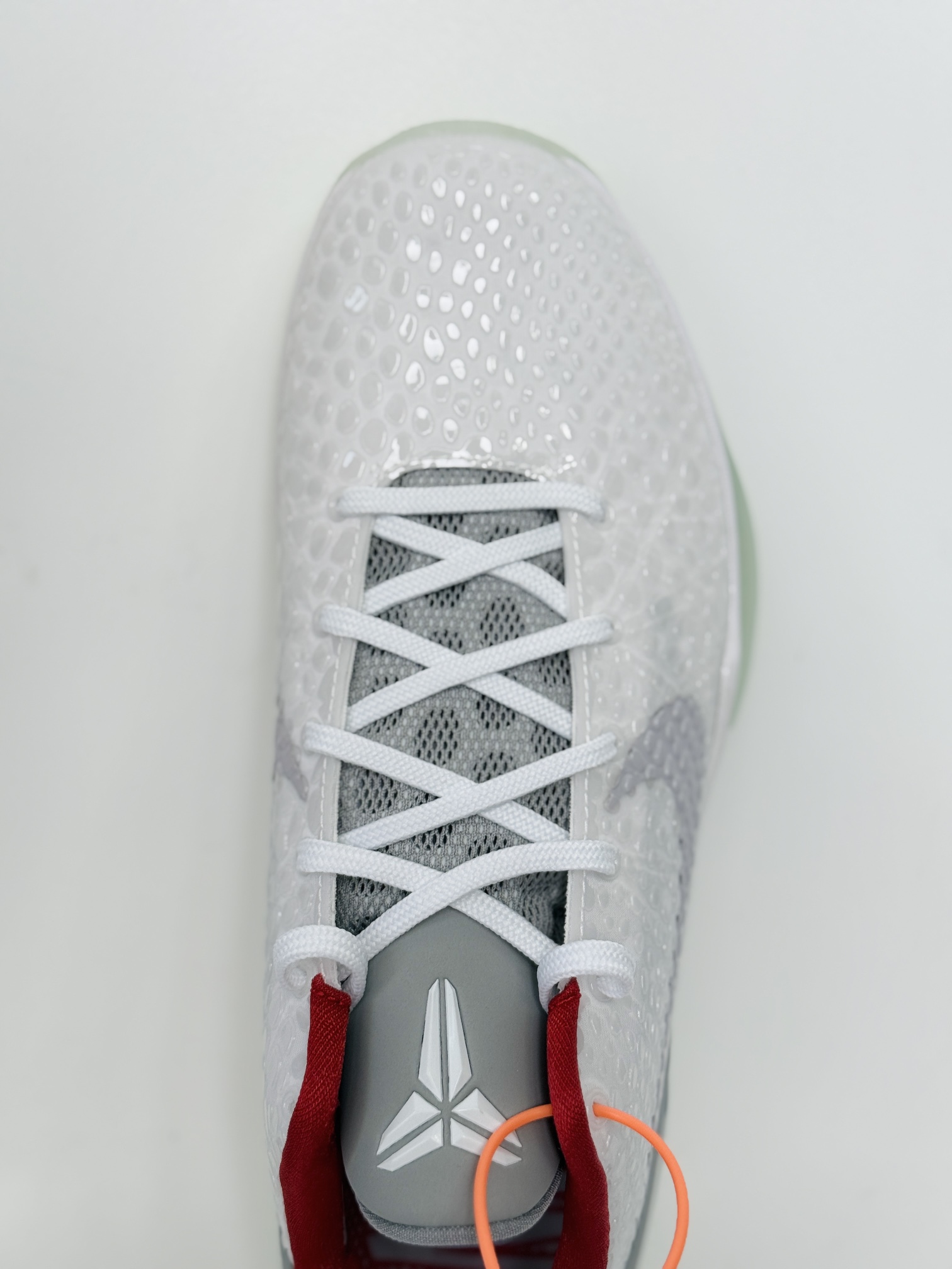  STAR -S级别 Kobe 6 篮球鞋 球鞋 波鞋 实战鞋 运动耐磨防滑 男鞋  白椰子