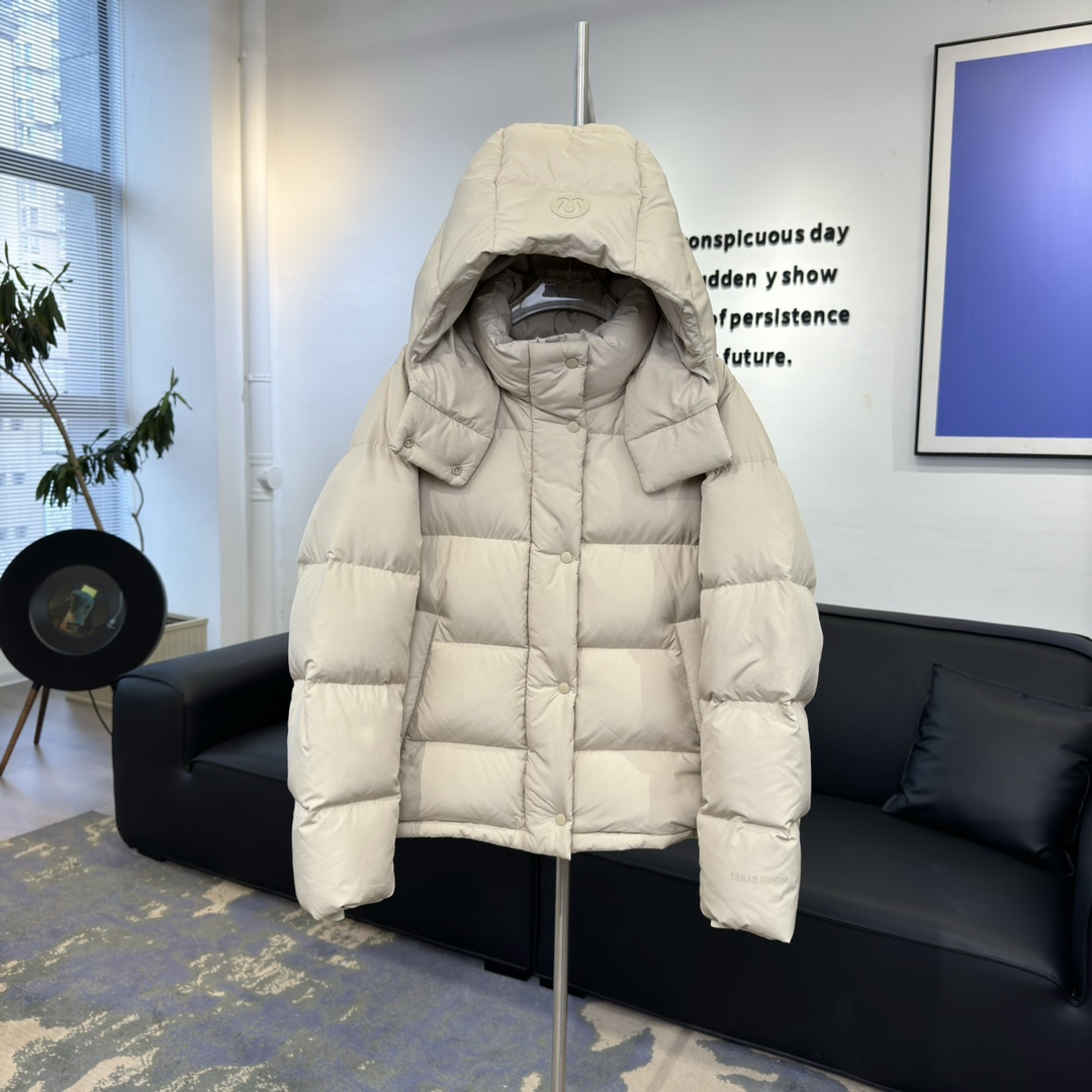 Lululemon 露露乐蒙 Wunder Puff 纯色拉链连帽长袖短款五格羽绒服 凤搂 女款 浅驼色