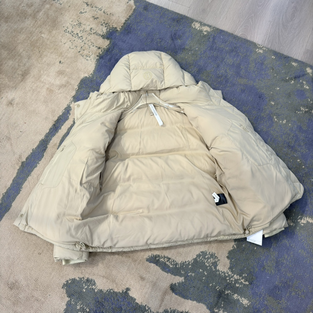 Lululemon 露露乐蒙 Wunder Puff 纯色拉链连帽长袖短款五格羽绒服 凤搂 女款 浅驼色