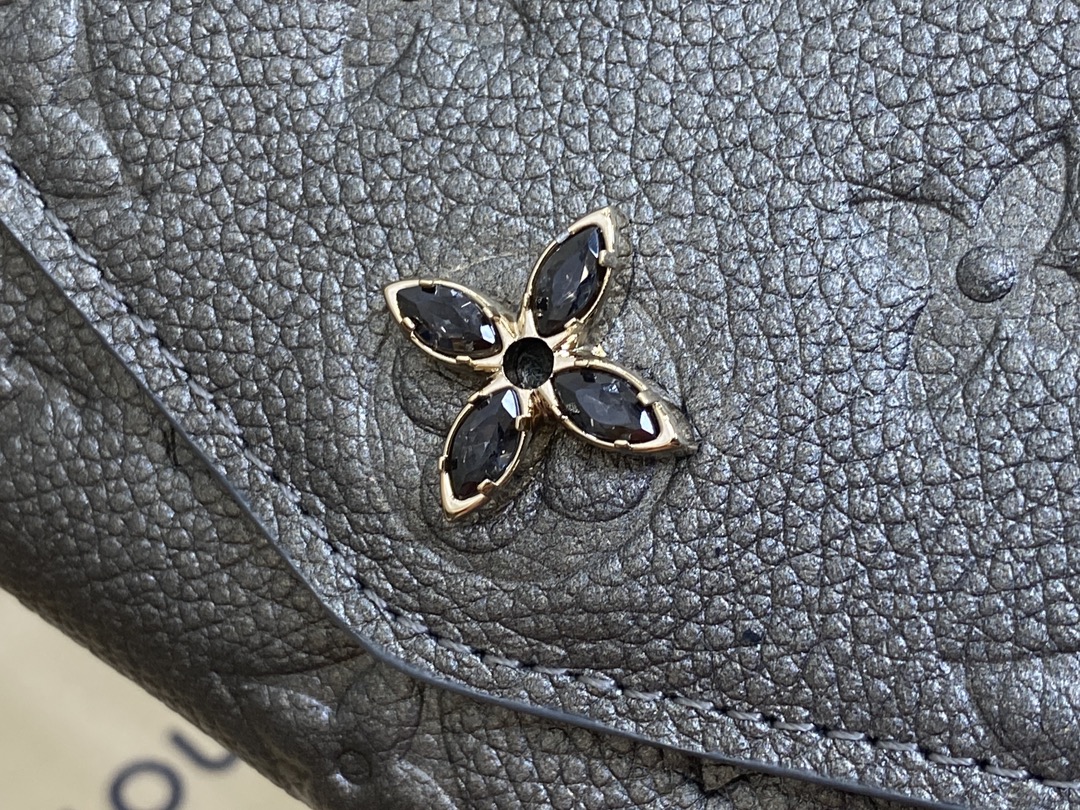  LOUIS VUITTON Portefeuile Sala NIM LV 路易威登  压印微标开合 钱包  长夹  短夹 零钱包 卡包 压印微标 M12172/M12680/M12188/M12536/M12177/M12178