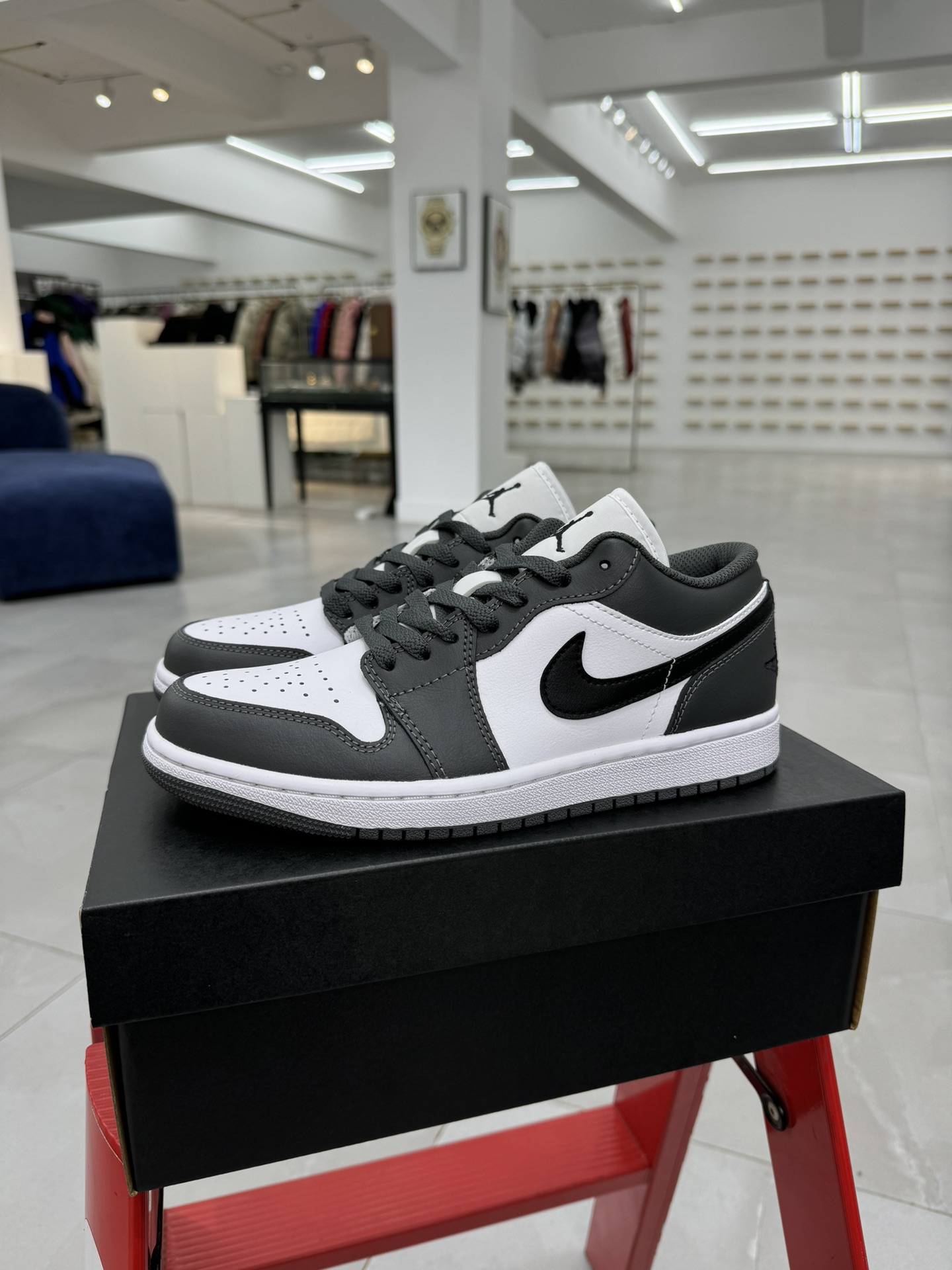 Air Jordan AJ1 Low  低筒  复古防滑 板鞋休闲 篮球鞋  波鞋 男女同款 大象灰 553558-152