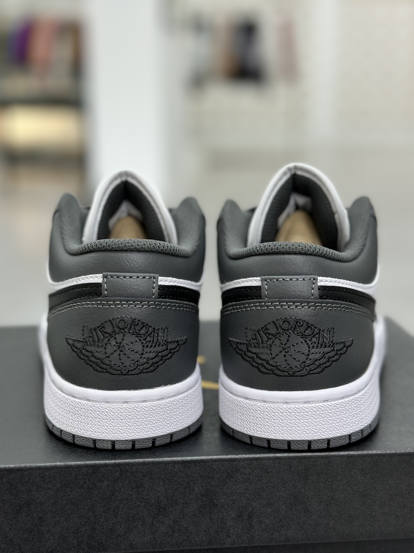 Air Jordan AJ1 Low  低筒  复古防滑 板鞋休闲 篮球鞋  波鞋 男女同款 大象灰 553558-152