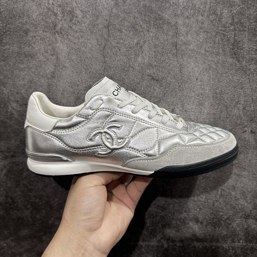  CHANEL 香奈儿  24A德训鞋  低筒 圆头运动鞋 休闲鞋 跑步鞋 女鞋  银色 G45839-B17445-NZB00