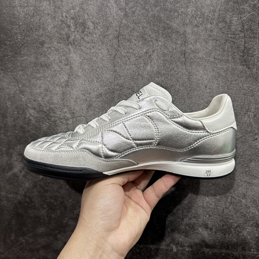  CHANEL 香奈儿  24A德训鞋  低筒 圆头运动鞋 休闲鞋 跑步鞋 女鞋  银色 G45839-B17445-NZB00