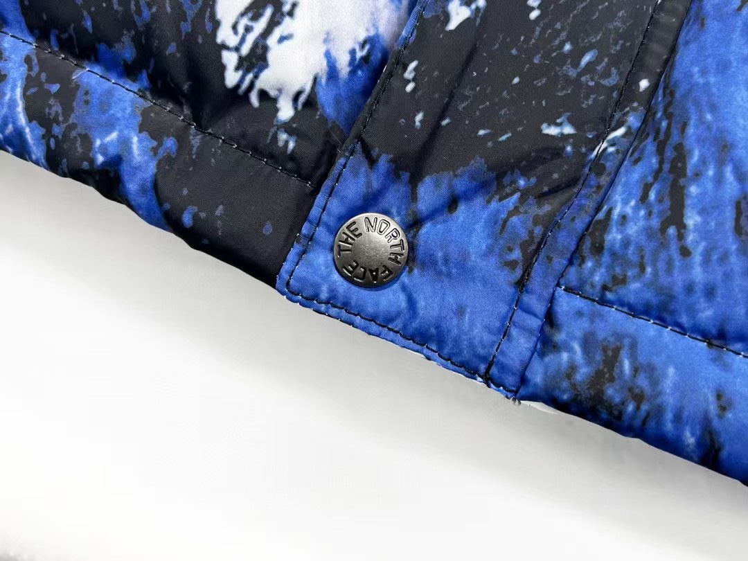  补货 Supreme FW17 The North Face 聯名款 Mountain Parka   防水 防風 保暖長袖 外套 風摟 男款 女款 雪山羽绒  