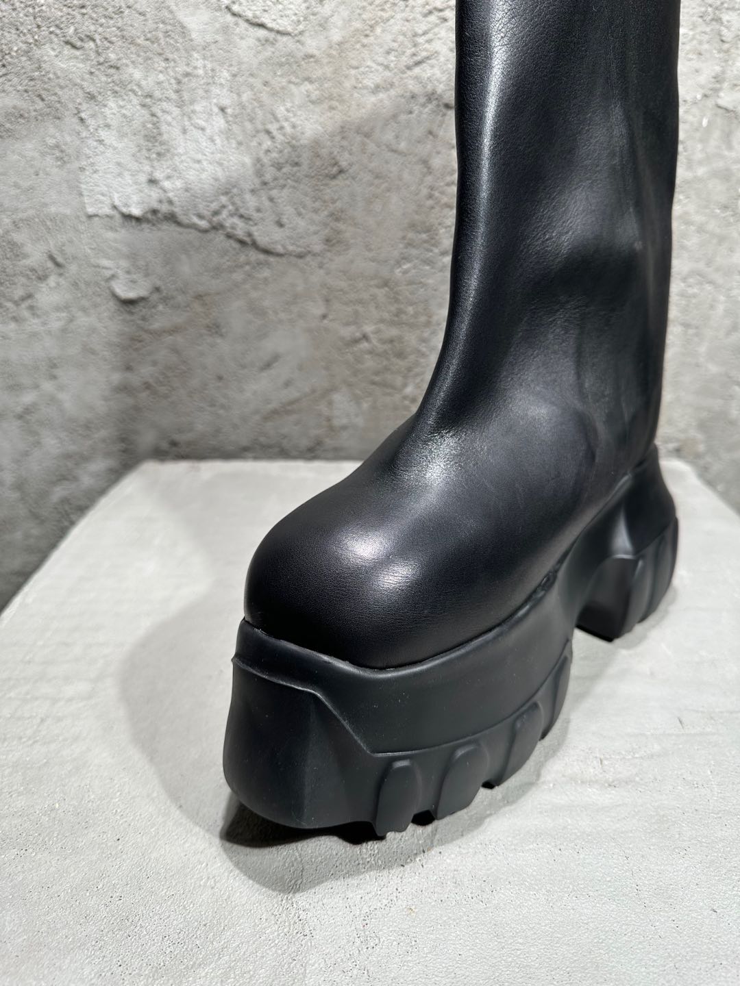 RICK OWENS RO High-Top Black Hollywood  高筒 厚底 板鞋 休闲鞋 男鞋 女鞋 波鞋  皮質  RU01E5864LOO99-01