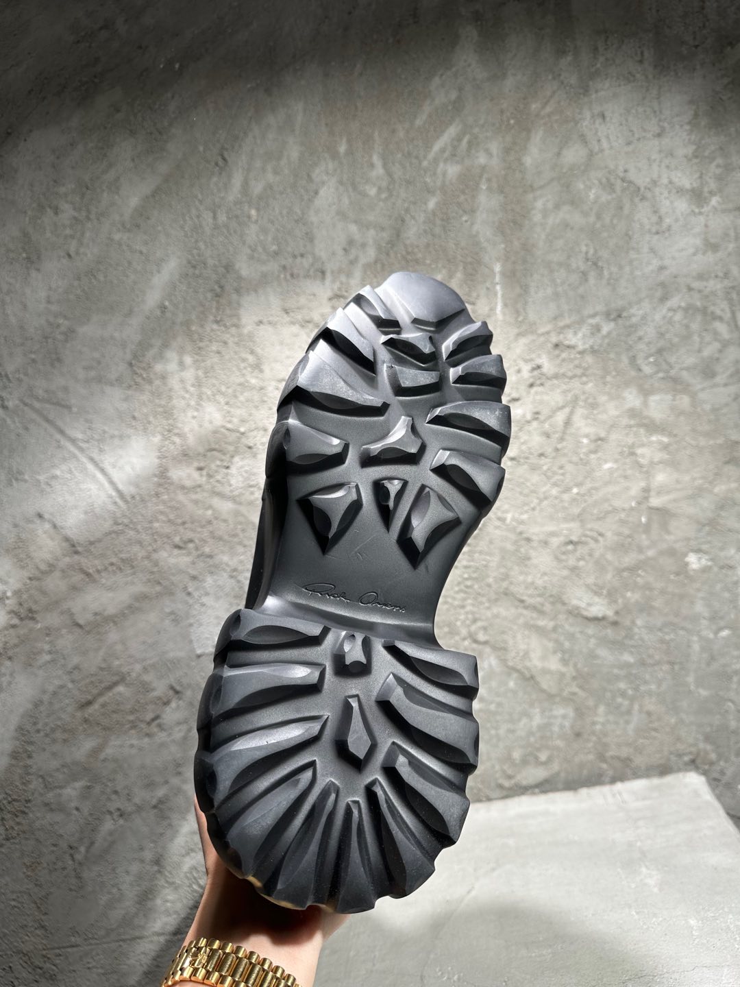 RICK OWENS RO High-Top Black Hollywood  高筒 厚底 板鞋 休闲鞋 男鞋 女鞋 波鞋  皮質  RU01E5864LOO99-01