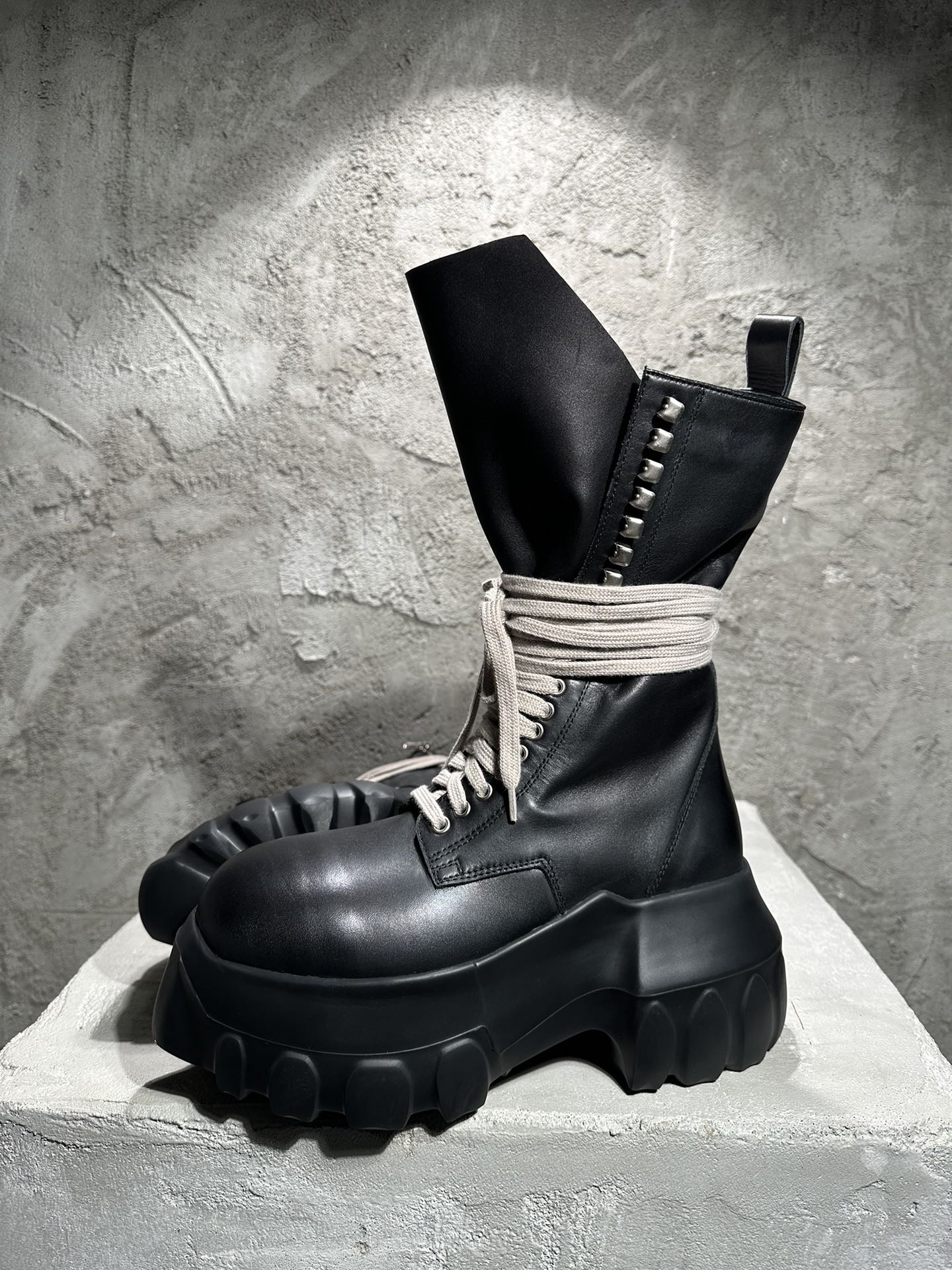 RICK OWENS RO High-Top Black 高筒 厚底 板鞋 休闲鞋 男鞋 女鞋 波鞋  皮質  RP21S3883LDE-09 RU01D3880LOO-99