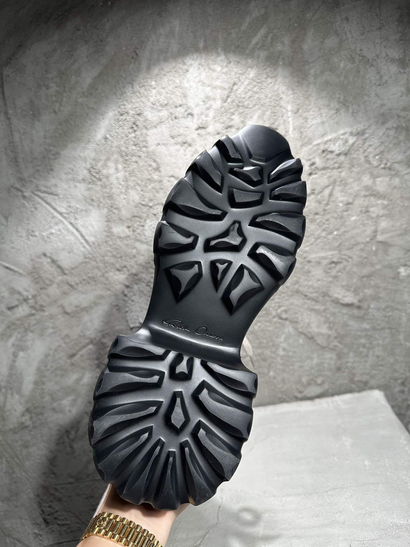 RICK OWENS RO High-Top Black 高筒 厚底 板鞋 休闲鞋 男鞋 女鞋 波鞋  皮質  RP21S3883LDE-09 RU01D3880LOO-99