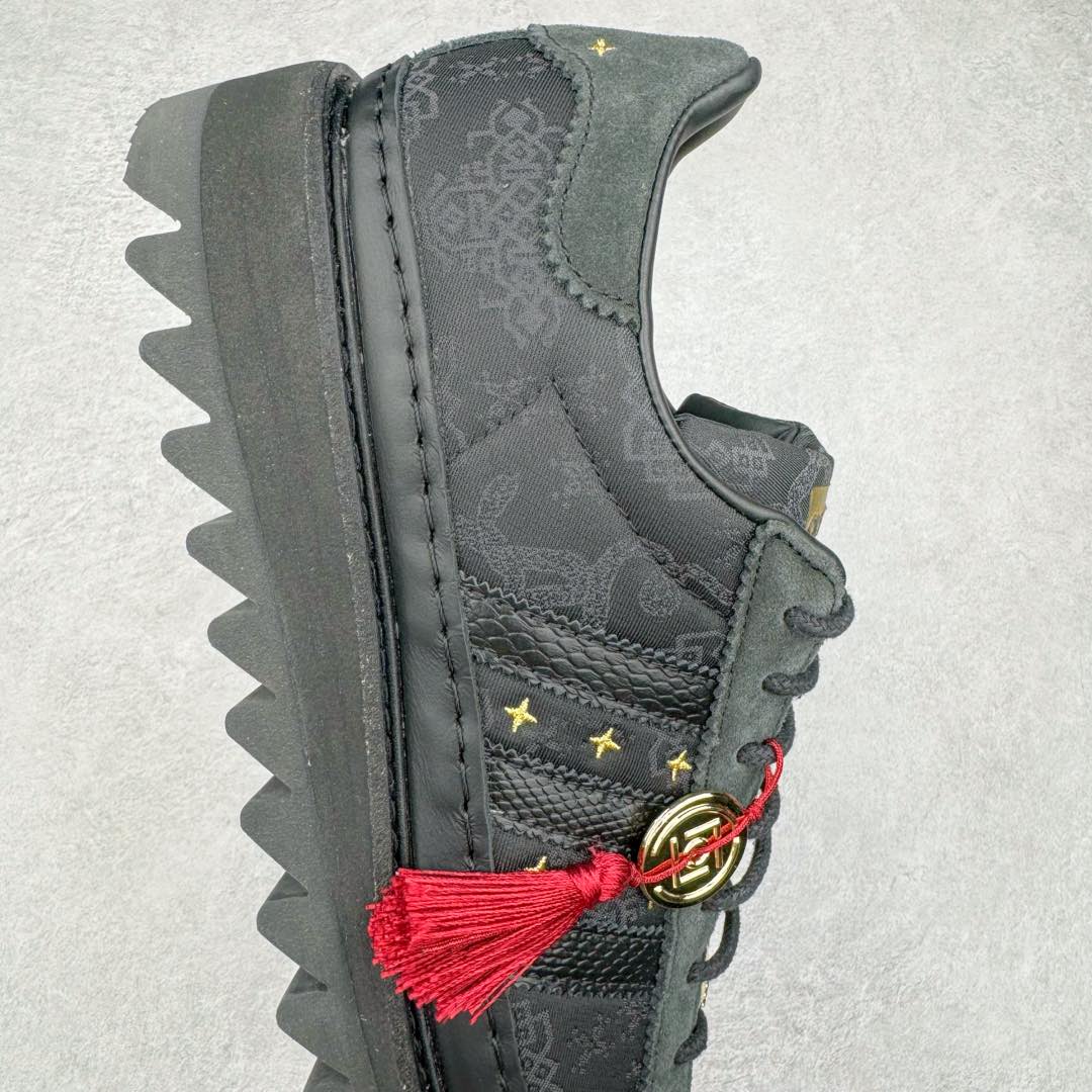  CLOT x Neighbored x adidas Originals Superstar 陈冠希 低筒 复古板鞋 休闲鞋 男鞋 女鞋 黑丝绸 JR5114