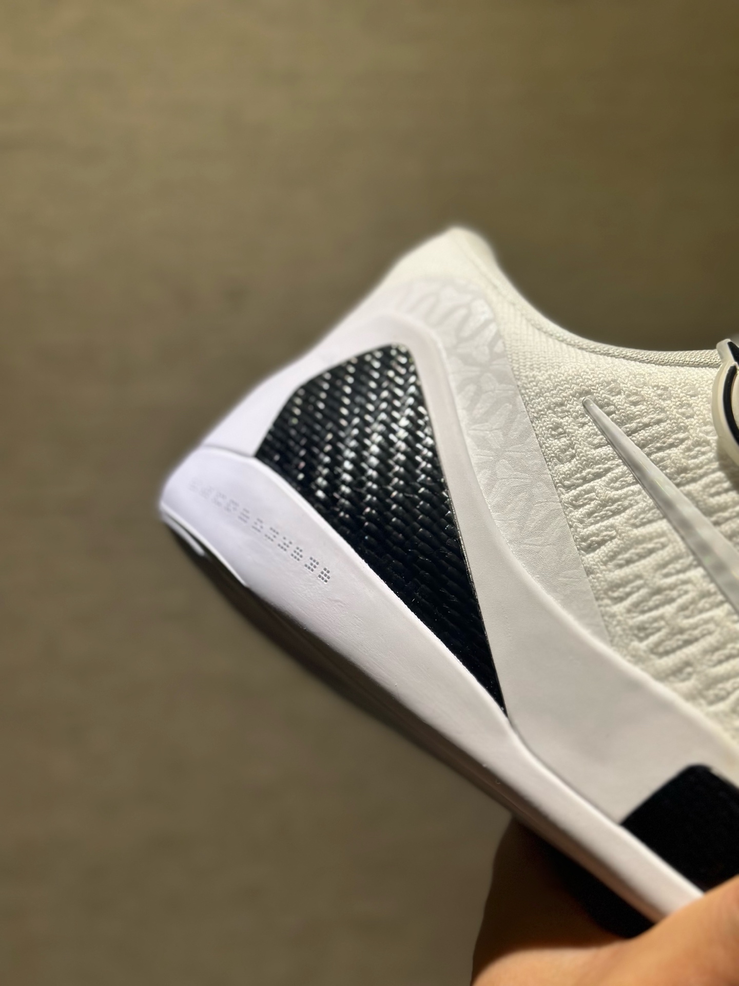 灭世 KOBE 9 ELITE LOW PROTRO "HALO  低筒 篮球鞋 实战鞋 球鞋 男鞋 波鞋  白色 FZ7334-100