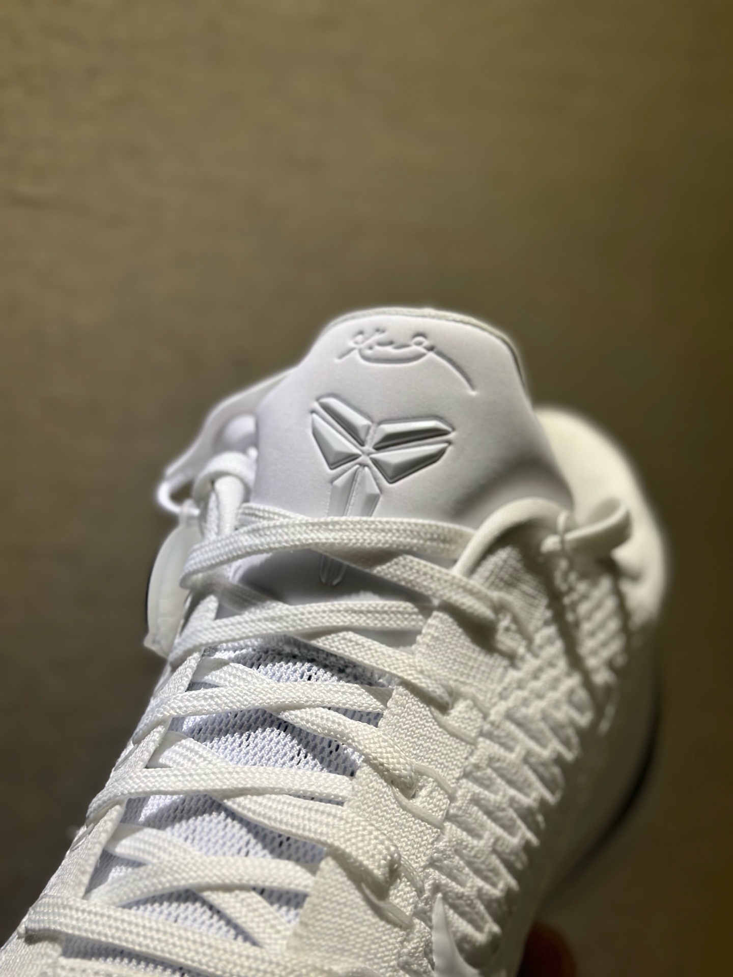 灭世 KOBE 9 ELITE LOW PROTRO "HALO  低筒 篮球鞋 实战鞋 球鞋 男鞋 波鞋  白色 FZ7334-100