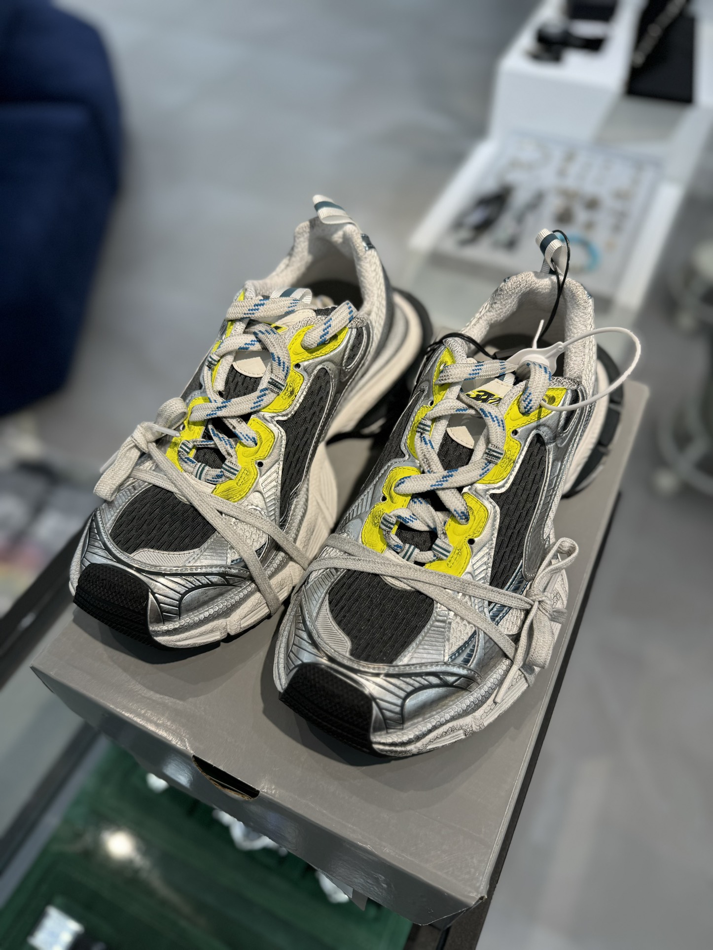 Balenciaga 巴黎世家 3XL 网布 系带 做旧 银灰白 低筒 老爹鞋 运动 复古板鞋 休闲鞋 男鞋 女鞋 