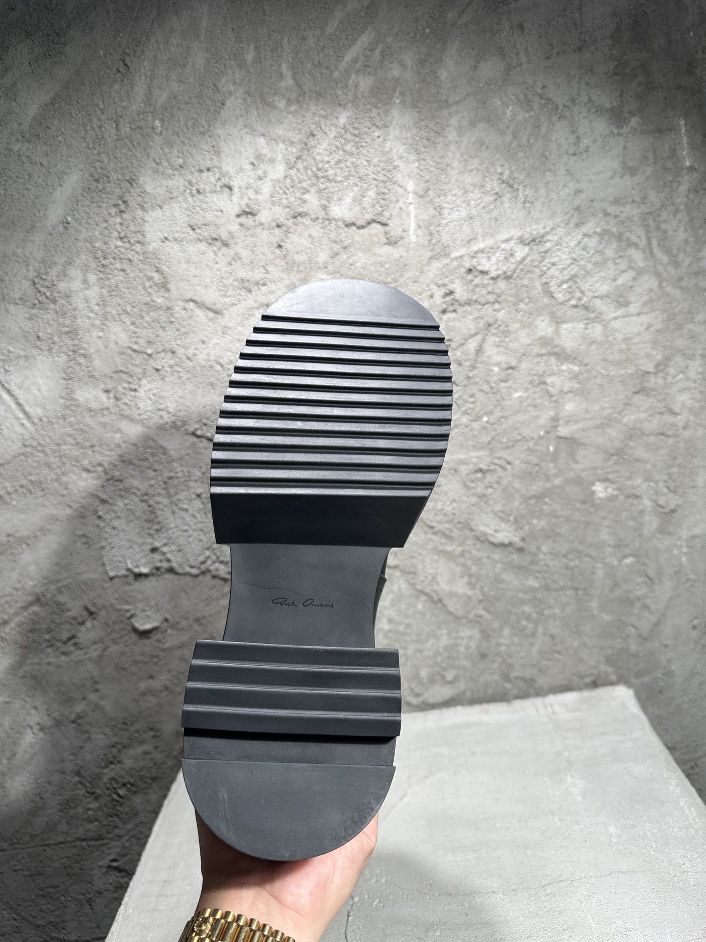 RICK OWENS RO High-Top Black 高筒 厚底 板鞋 休闲鞋 男鞋 女鞋 波鞋  皮質  靴 黑 RU01D3830LOO-09