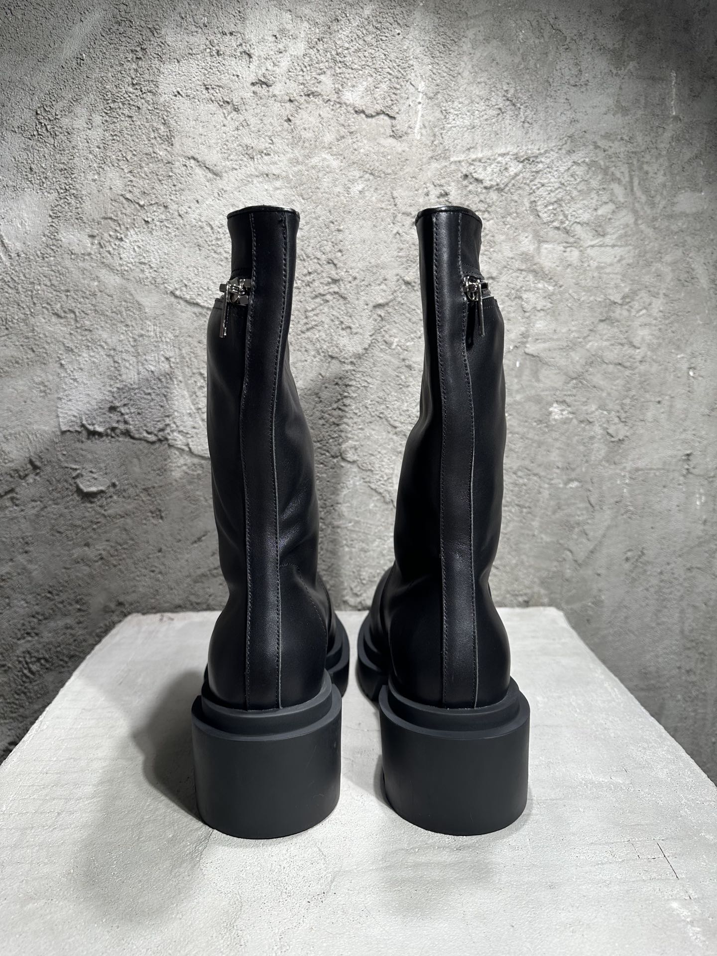 RICK OWENS RO High-Top Black 高筒 厚底 板鞋 休闲鞋 男鞋 女鞋 波鞋  皮質  靴 黑 RU01D3830LOO-09