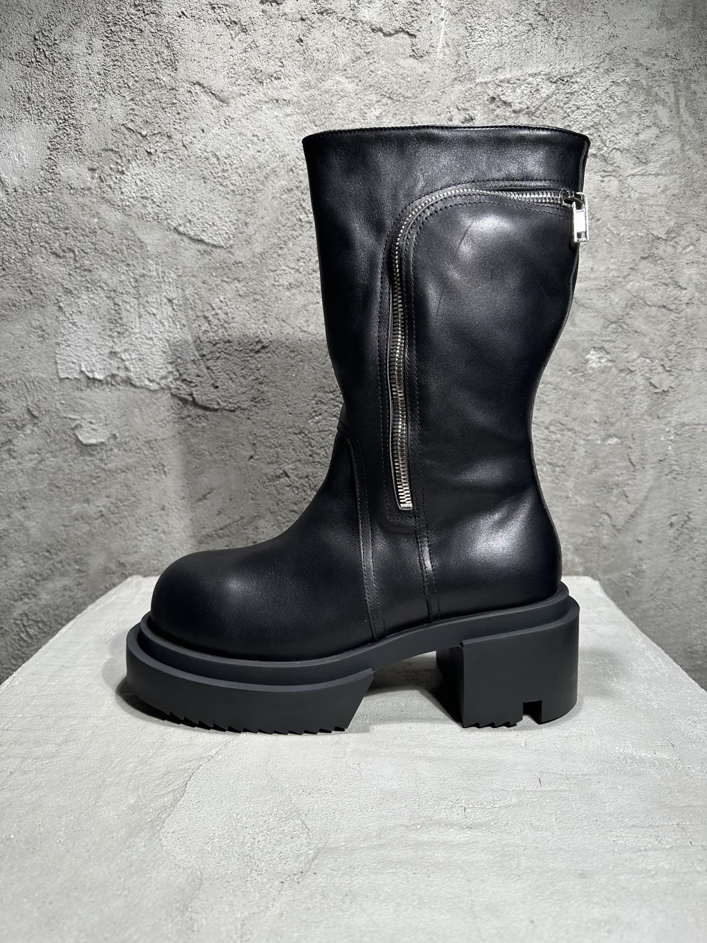 RICK OWENS RO High-Top Black 高筒 厚底 板鞋 休闲鞋 男鞋 女鞋 波鞋  皮質  靴 黑 RU01D3830LOO-09