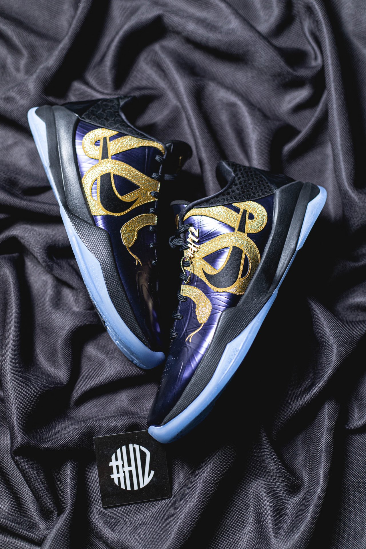 H12/Godkiller Kobe5  Year of the Mamba科比5  前掌气垫 后掌EVA 籃球鞋 球鞋 實戰鞋  真碳板  波鞋 紫蛇 黑紫金 IB4481-500