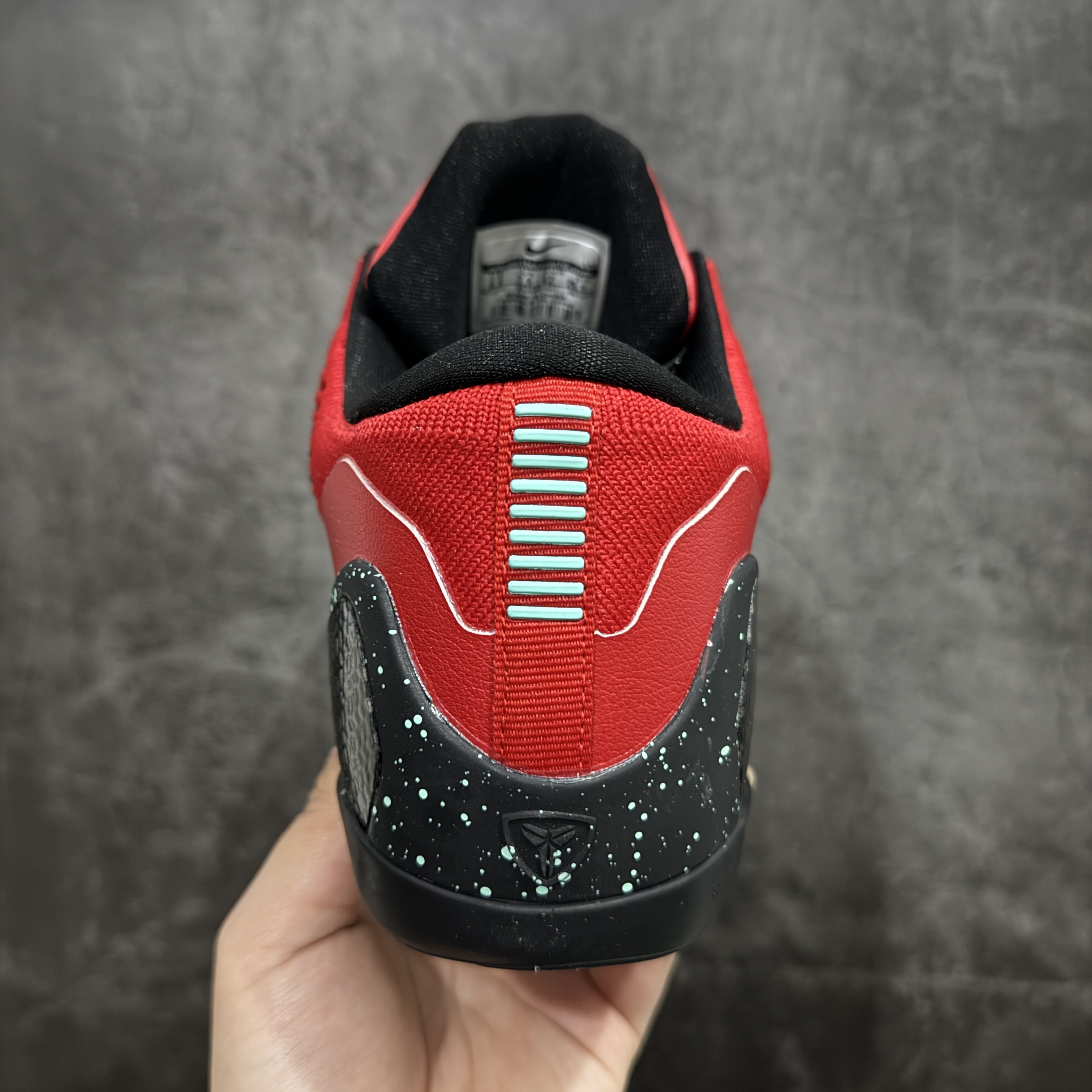 KOBE 9 ELITE LOW University Red  科比9 低筒 篮球鞋 实战鞋 球鞋 男鞋 波鞋 红黑 