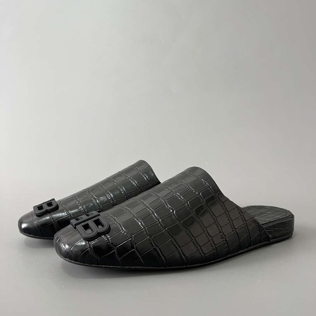 Balenciaga COSY 巴黎世家 低筒 小牛皮 平底 速干包头拖鞋 凉拖 男款 双B黑色格纹 654644WBB721010