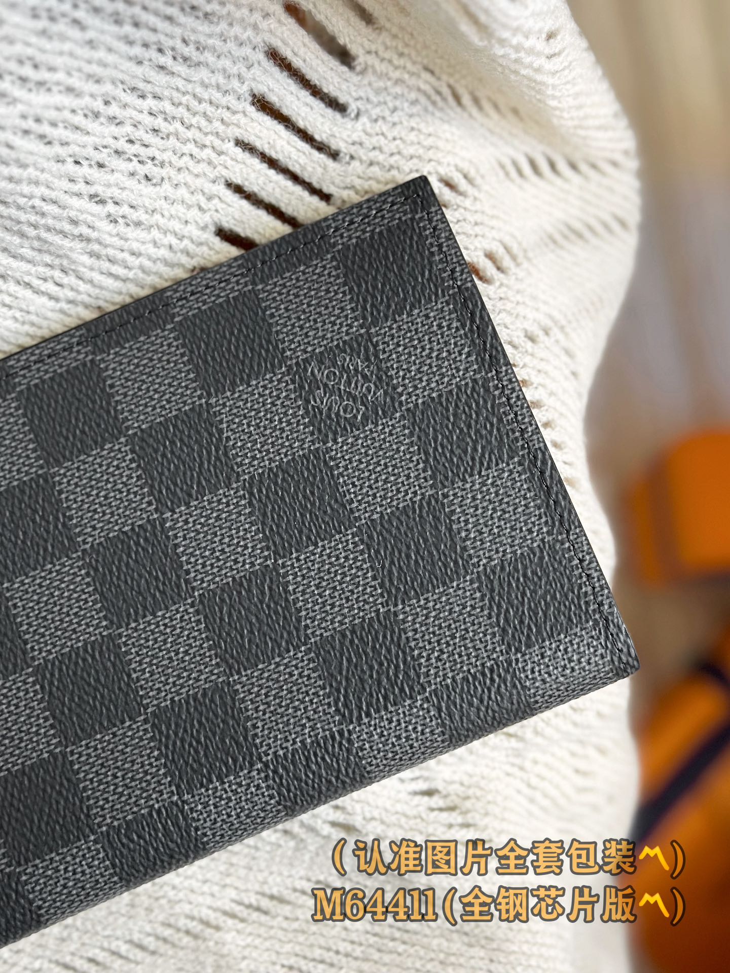 新版 LOUIS VUITTON  涂层帆布拼皮 路易威登 信用卡 护照包  短夹 M64501 M64502 M64411