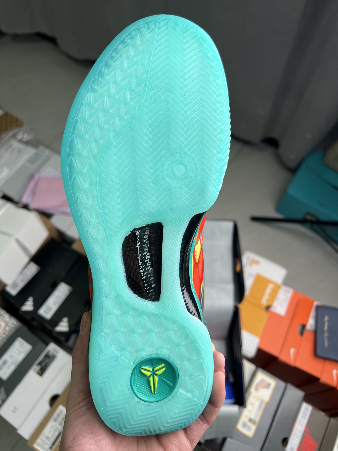 S2 Kobe 8 Protro  科比8 低筒  全掌LUNARLON 鞋墊 籃球鞋 實戰鞋 球鞋 男鞋 波鞋 橙蓝鸳鸯 2025 HM9621-900