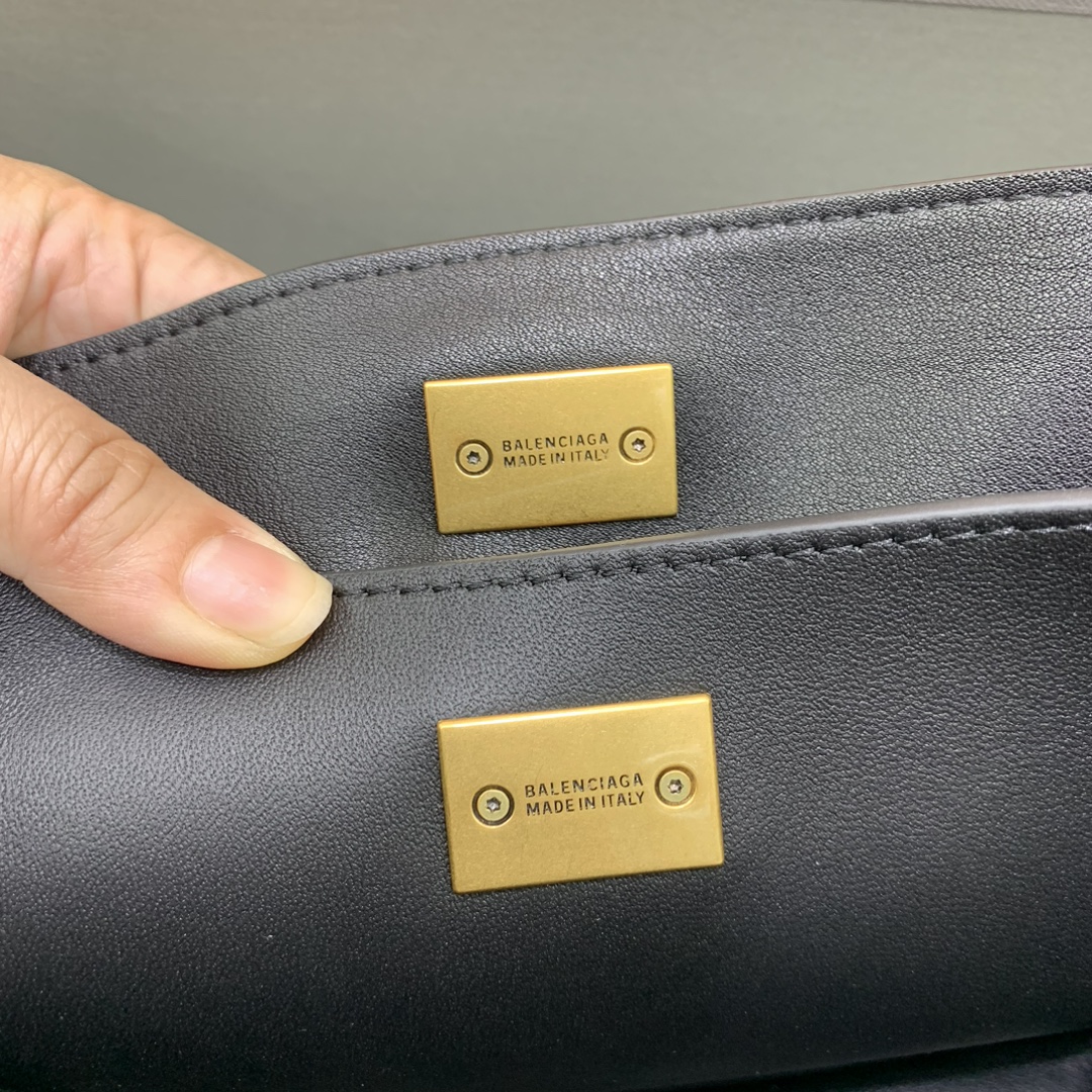 Balencia Rodeo 巴黎世家 皮革  牛皮 时尚 手机包 单肩包 斜跨 手提包 腰包 男女同款 大号/中号/小号/mini  7897442AA4V1000 7897722 7897792 7954562