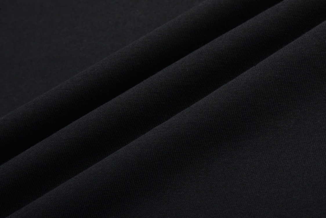 MIU MIU 缪缪 小刺绣 长袖 T恤 休闲 圆领 黑色 白色 