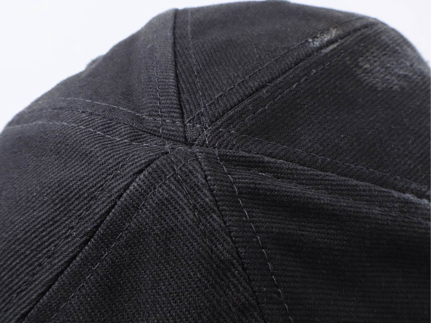  Balenciaga 巴黎世家微标设计 鸭舌帽 做旧复古 双环拼接做旧棒球帽 808790410B21078