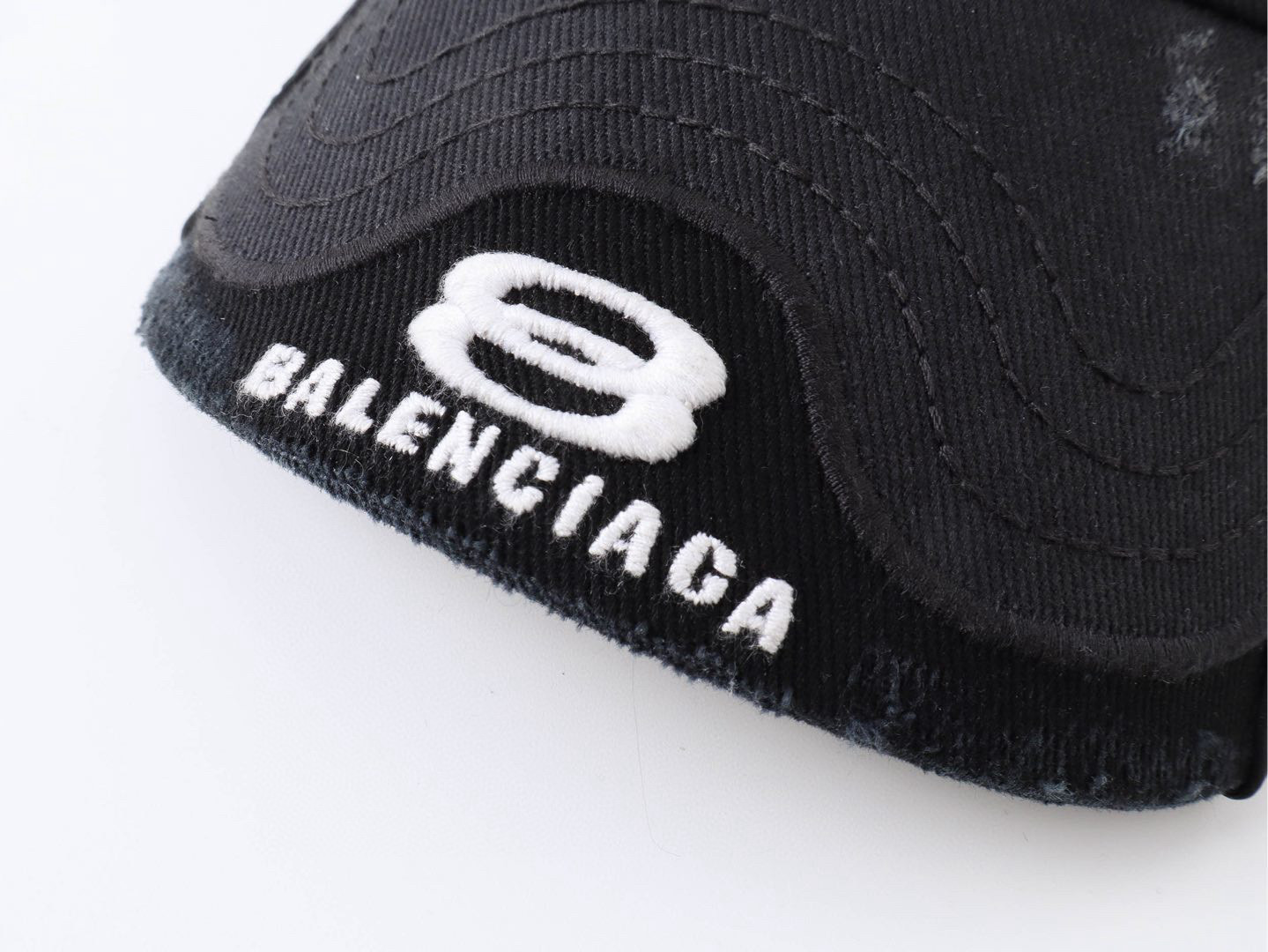  Balenciaga 巴黎世家微标设计 鸭舌帽 做旧复古 双环拼接做旧棒球帽 808790410B21078
