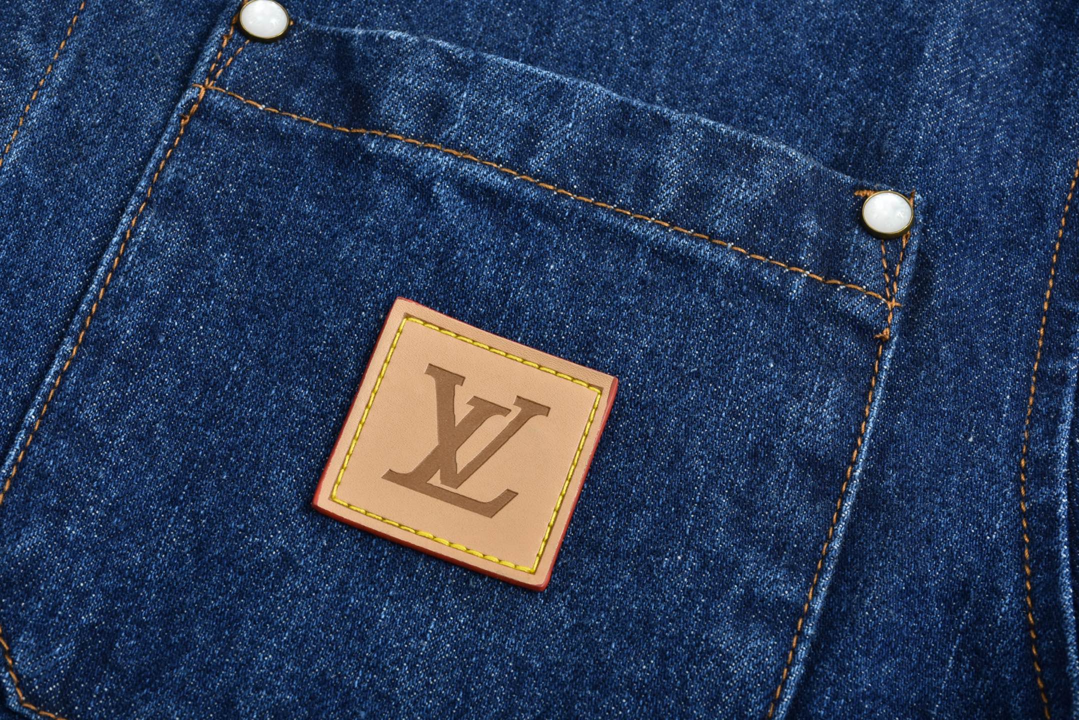 LOUIS VUITTON 路易威登 LV 皮标 短袖 牛仔衬衫 蓝色 1AHDMS