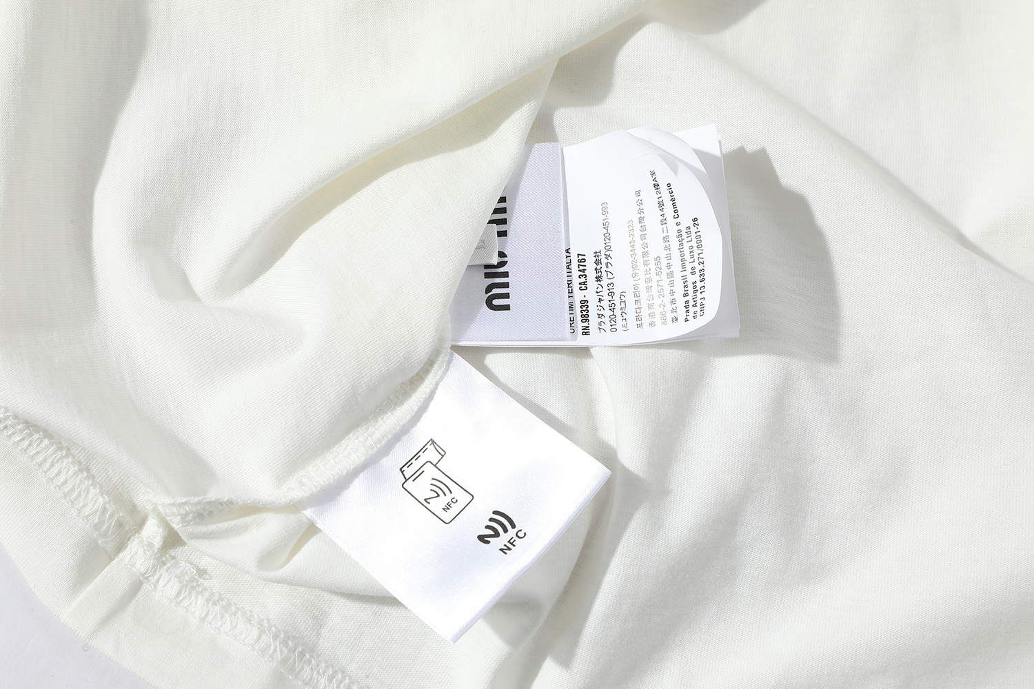 MIU MIU 微标刺绣撞色 字母logo圆领 短袖 T恤 夏季 白色 黑色 