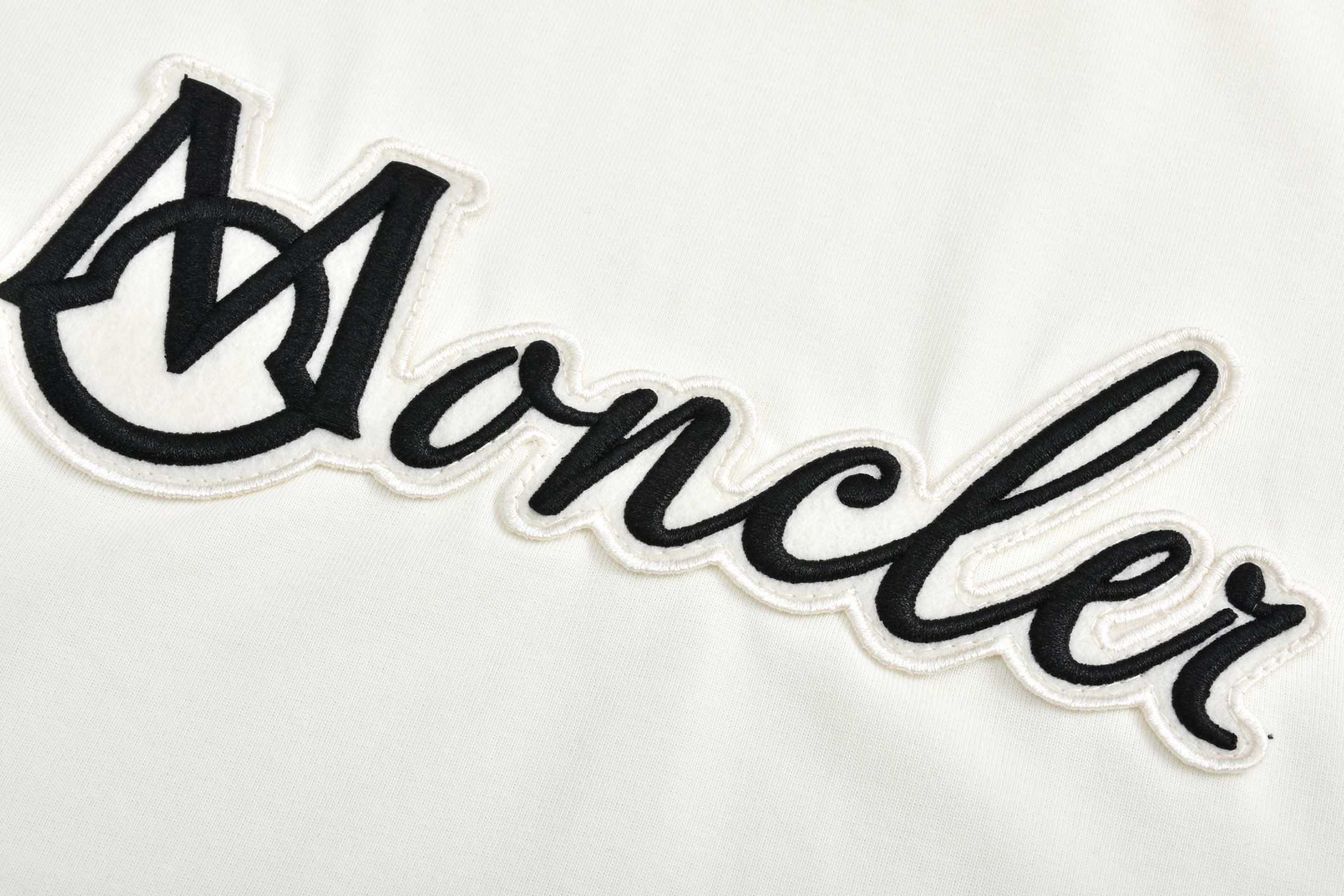 Moncler 蒙口  标识刺绣 字母提花 圆领 宽松 透气 短袖T恤 白色 黑色-20 K10918C001189AJS034