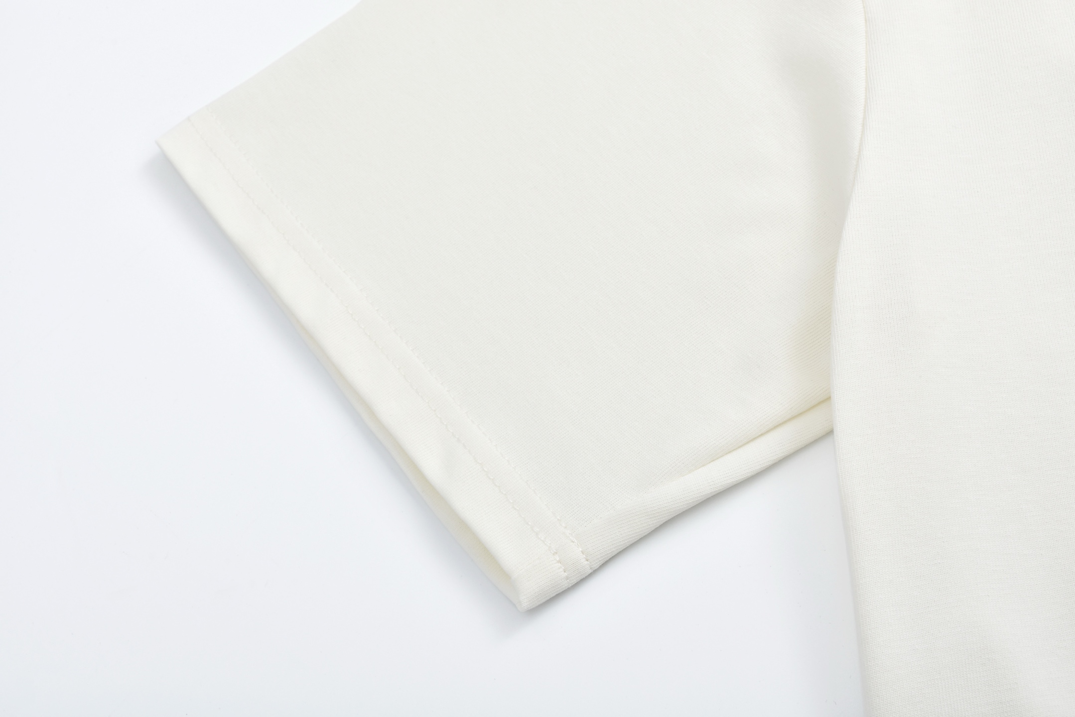 Moncler 蒙口  标识刺绣 字母提花 圆领 宽松 透气 短袖T恤 白色 黑色-20 K10918C001189AJS034