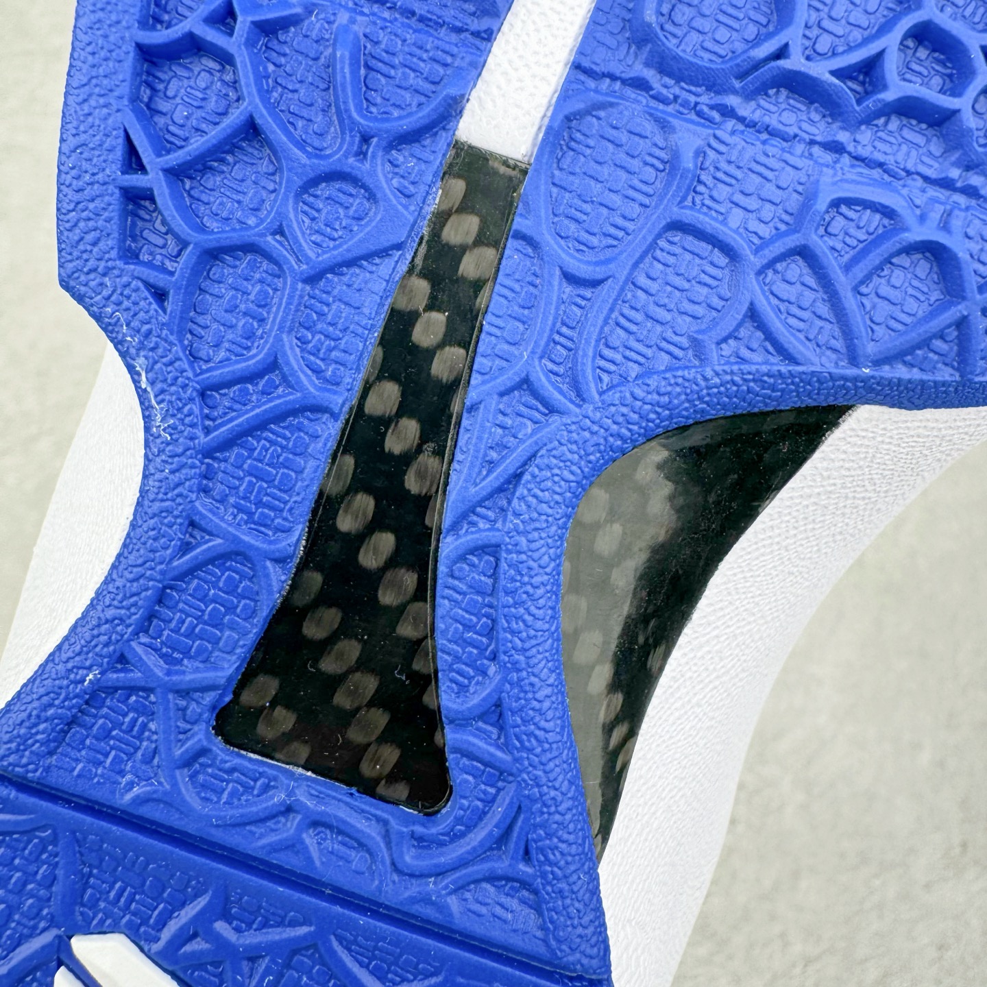 GX Kobe 6 Dodgers  低筒 篮球鞋 球鞋 波鞋 实战鞋 运动耐磨防滑 男鞋 波鞋   道奇蓝白 CW2190-400