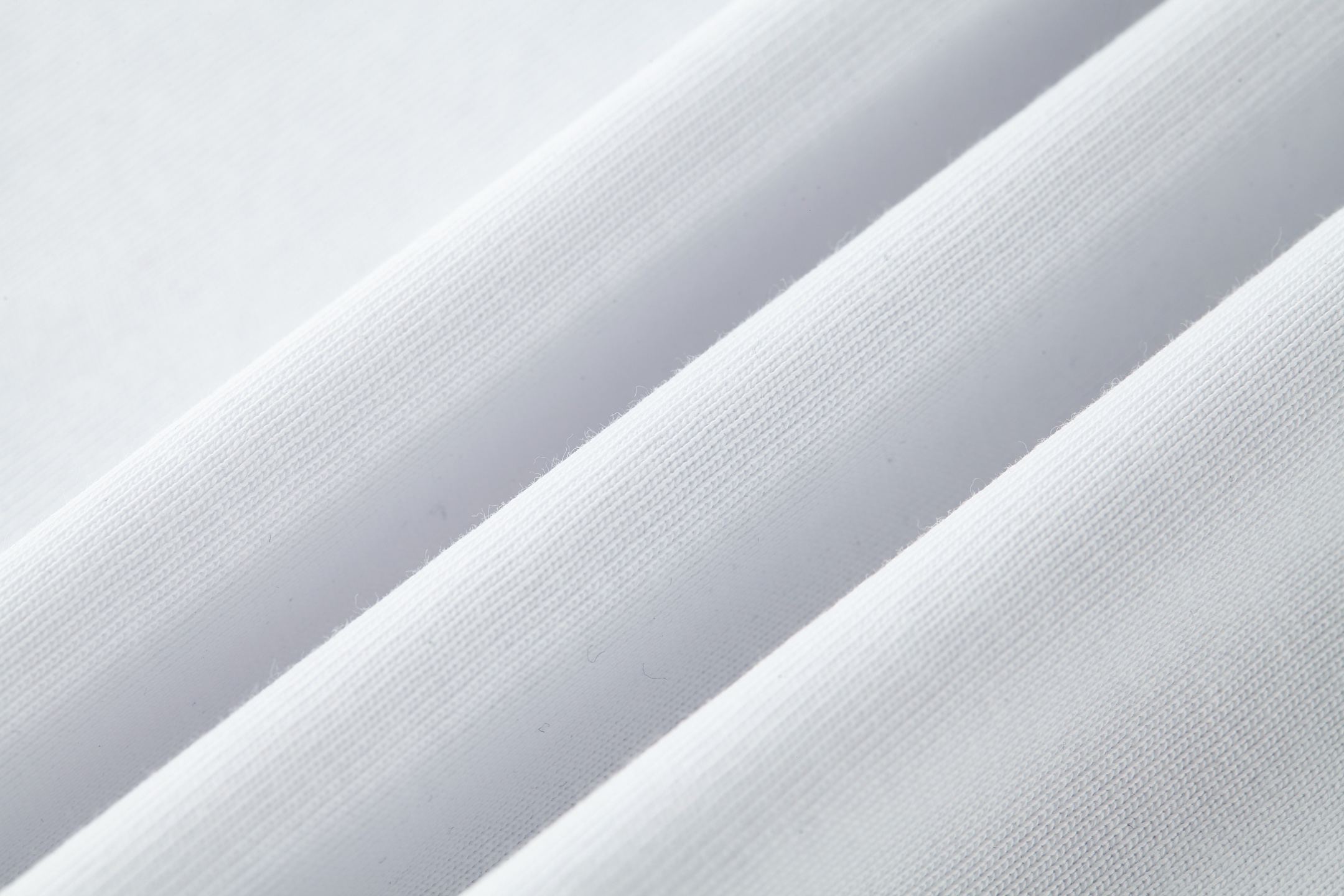 Burberry 巴宝莉 金微标  圆领 短袖 T恤 夏季 黑色 白色 81081691