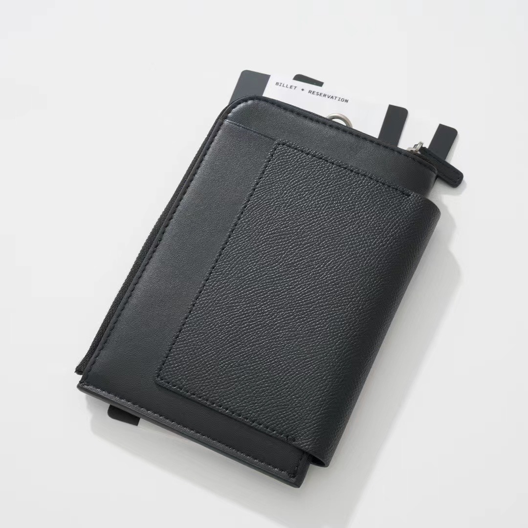   Balencia  巴黎世家 24SSPassPort 双机票护照包 皮革  牛皮 时尚 手机包 单肩包 斜跨 手提包  男女同款-40  813465981