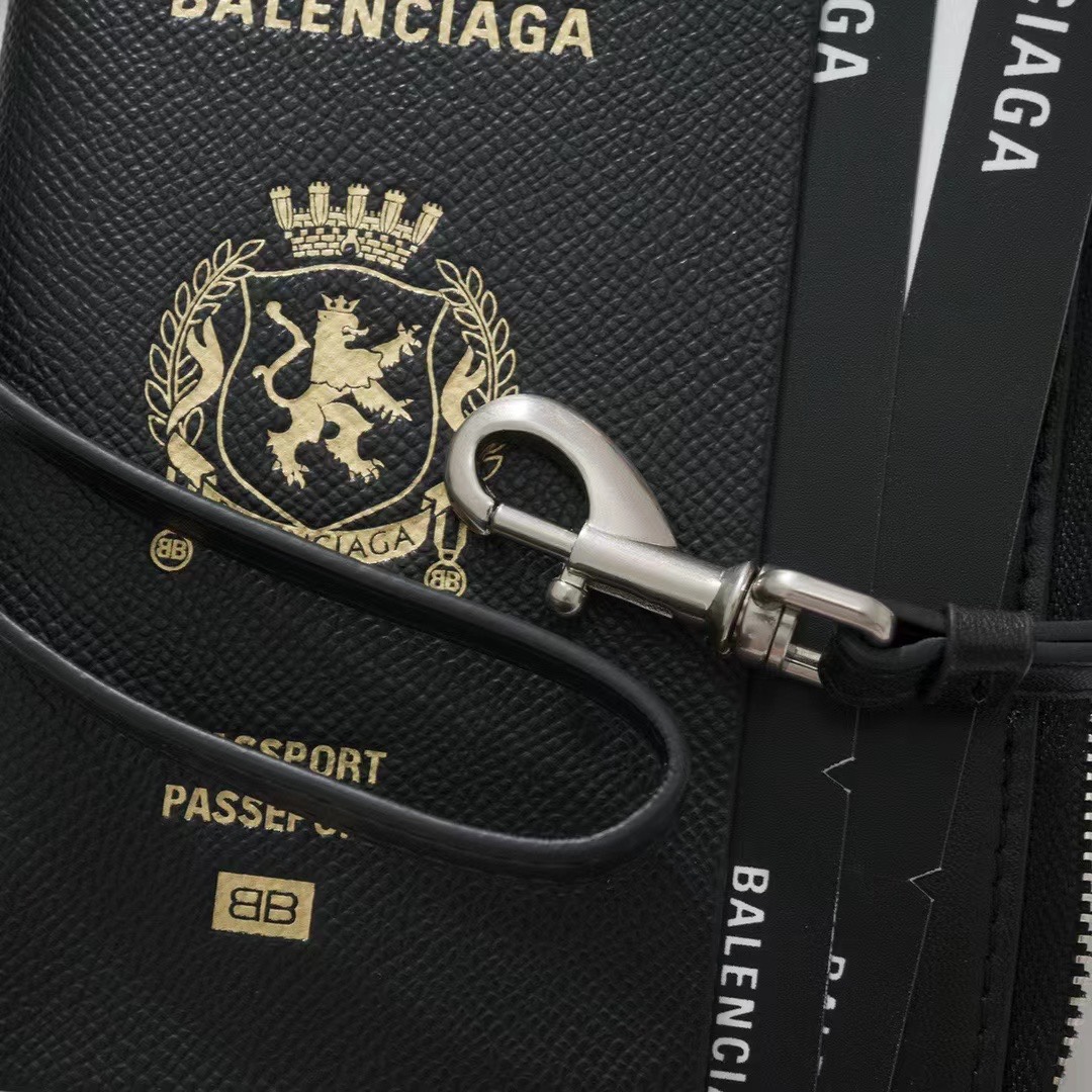   Balencia  巴黎世家 24SSPassPort 双机票护照包 皮革  牛皮 时尚 手机包 单肩包 斜跨 手提包  男女同款-40  813465981